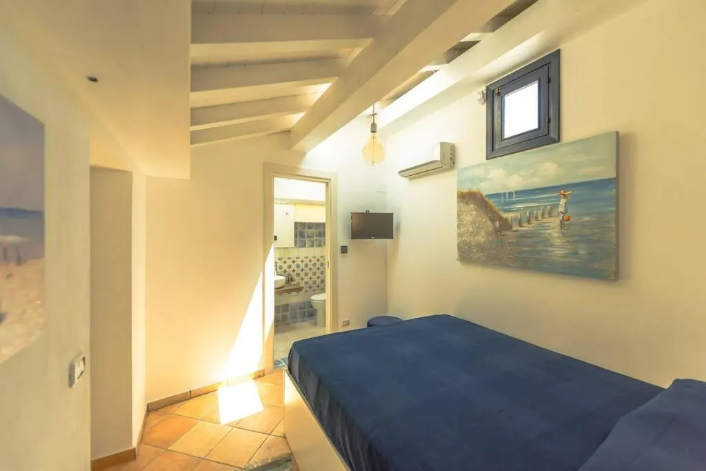 Bed in Design loft Marinella in Porticello