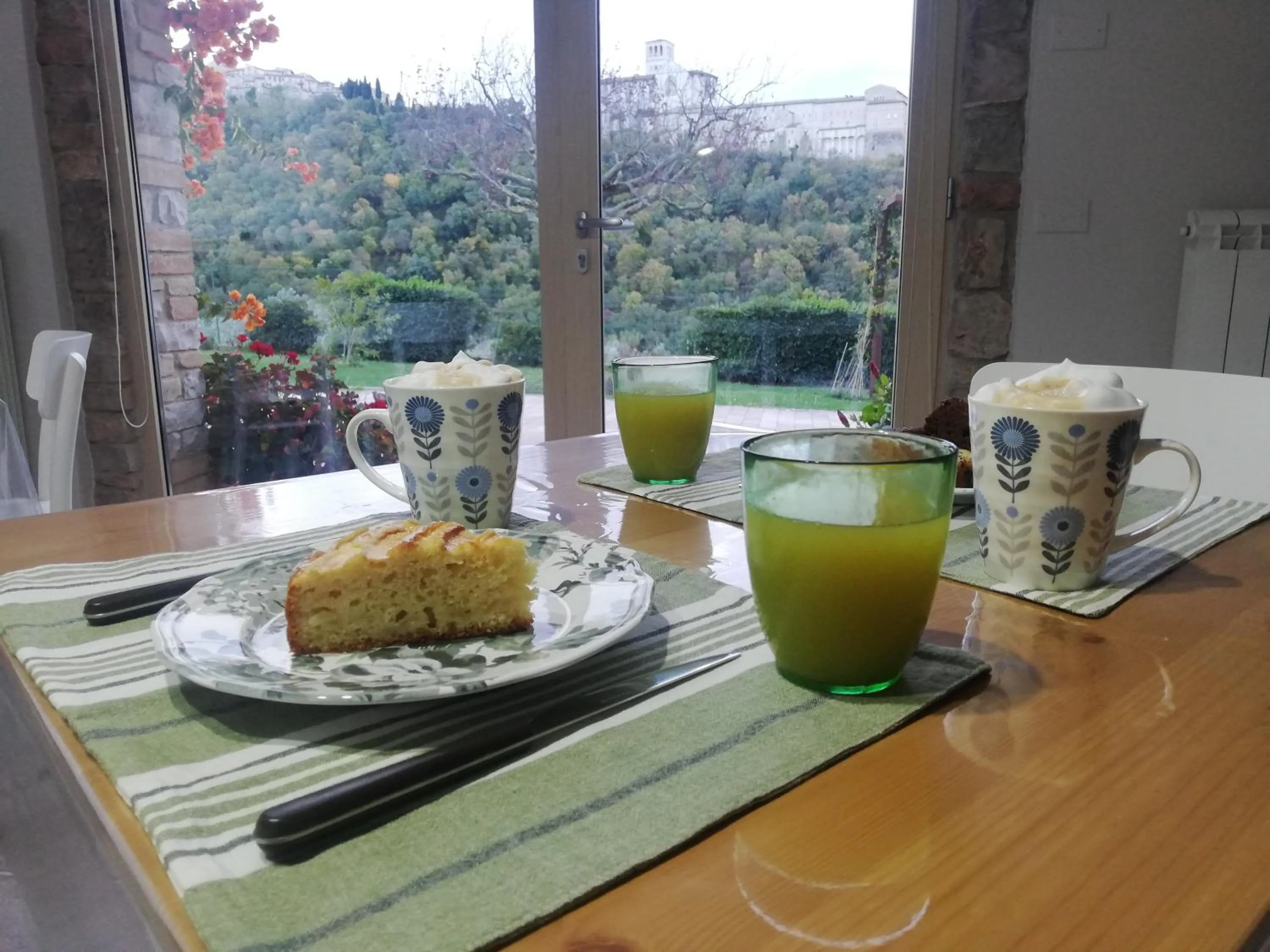 Breakfast in La Casa Tra Gli Ulivi