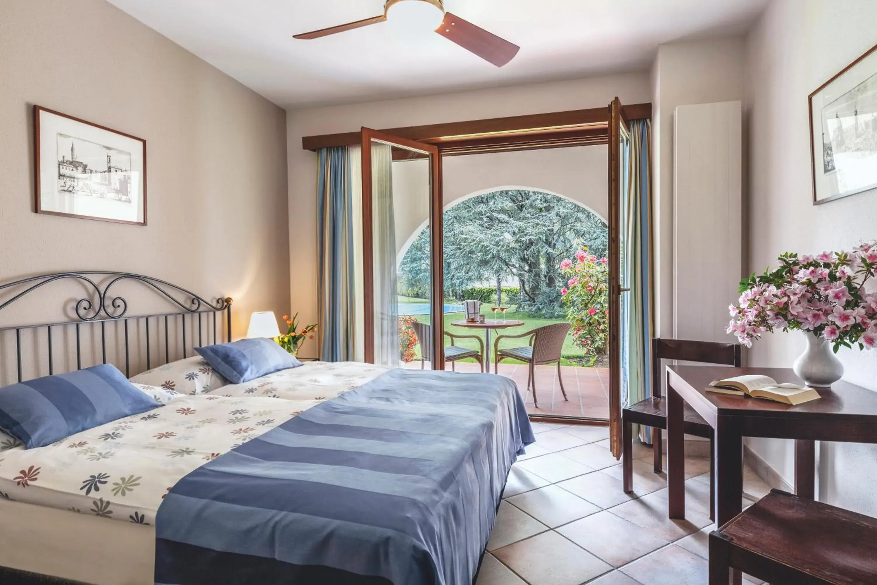 Double Room with Garden View - single occupancy in Garni Elena Double Room with Garden View - single occupancy in Garni Elena