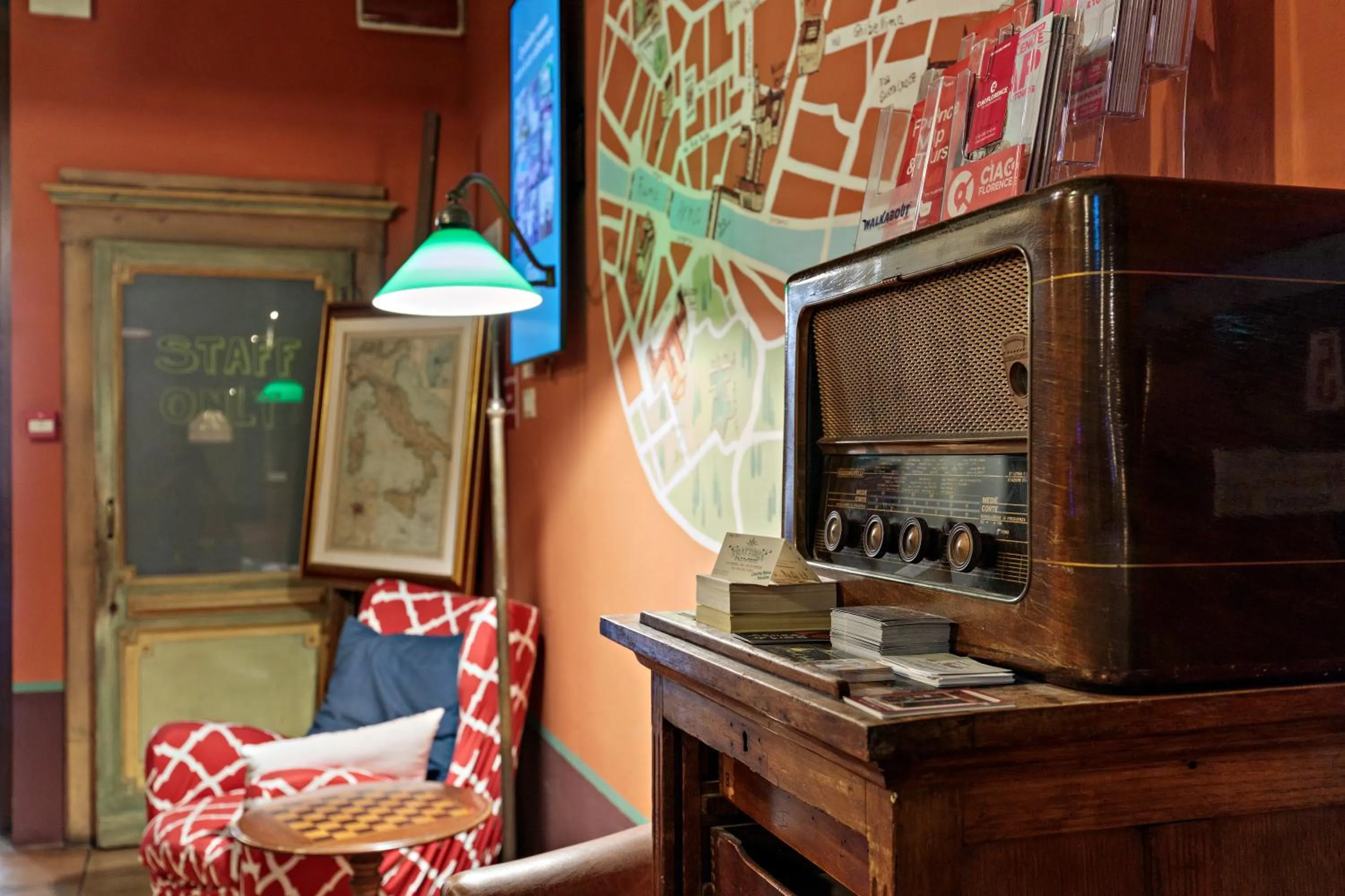 Seating area in Ostello Bello Firenze