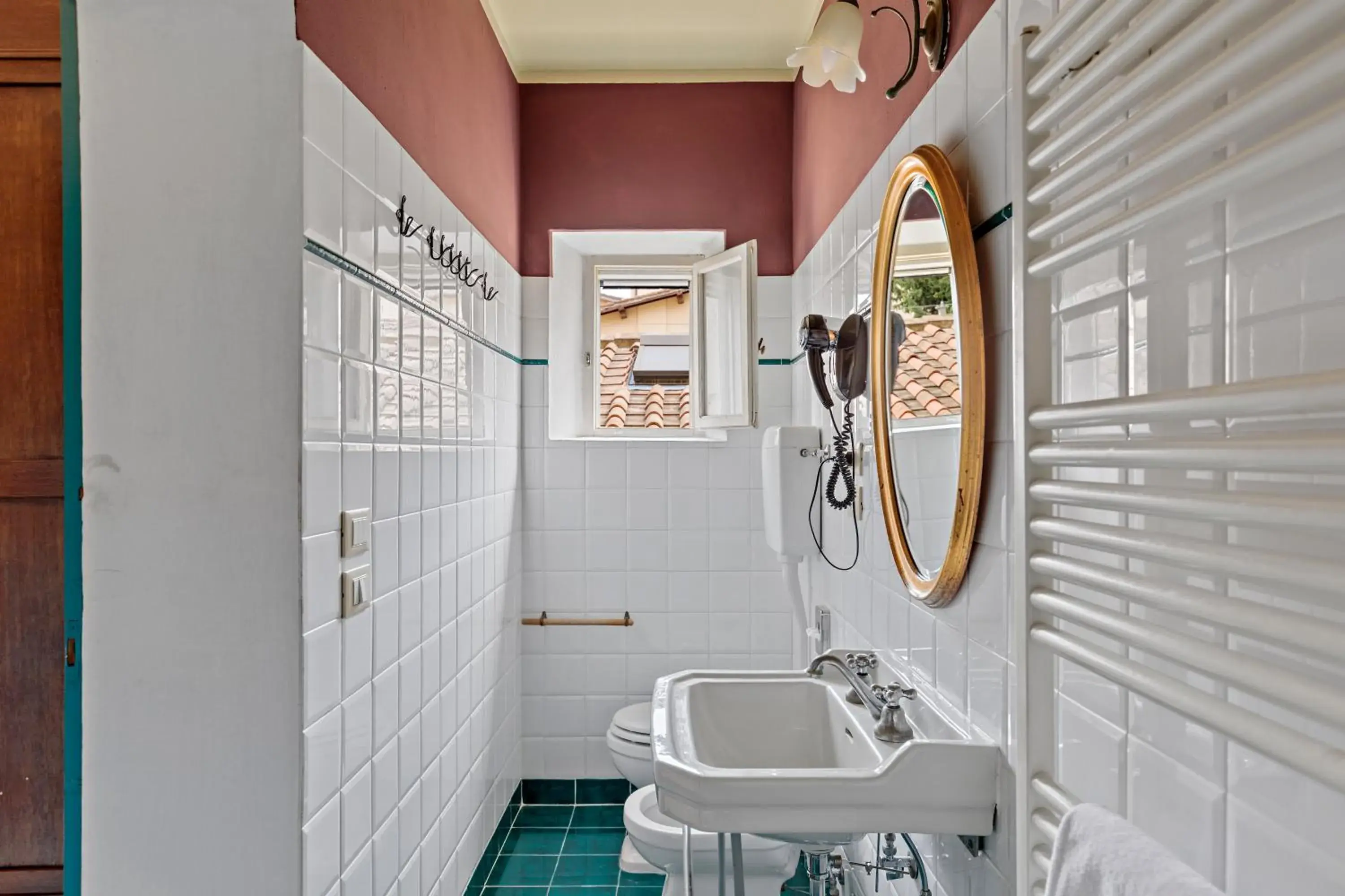 Family Room with Private Bathroom in Ostello Bello Firenze Family Room with Private Bathroom in Ostello Bello Firenze