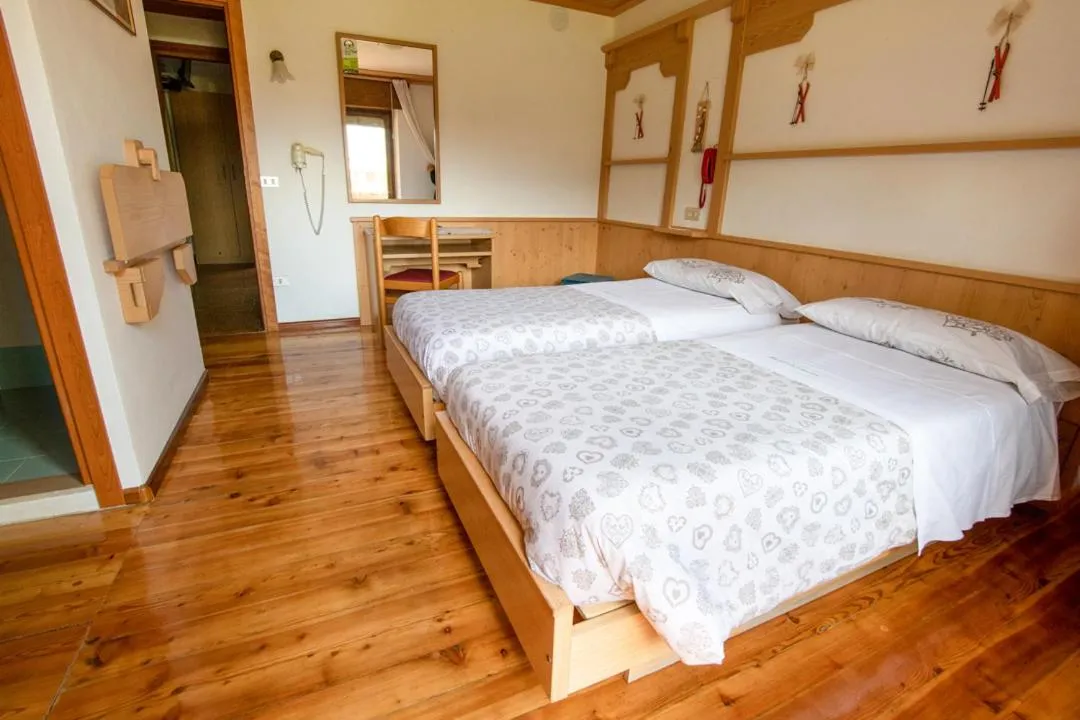 Bed in Hotel Edelweiss