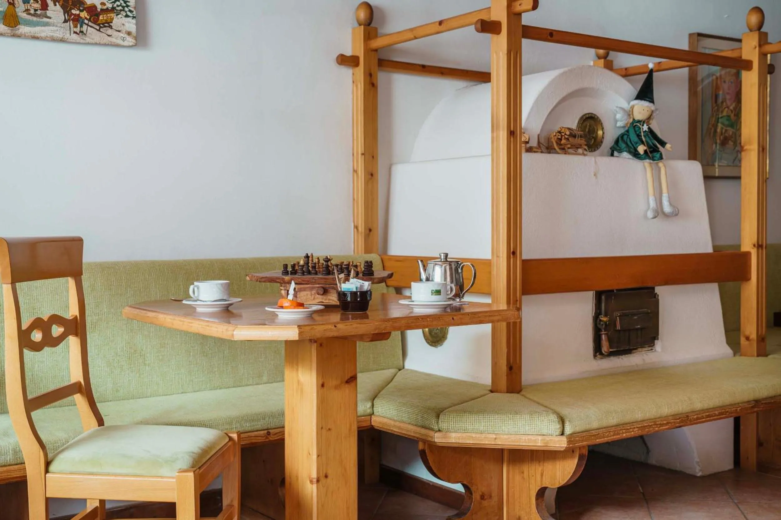 Lounge or bar in Hotel Edelweiss