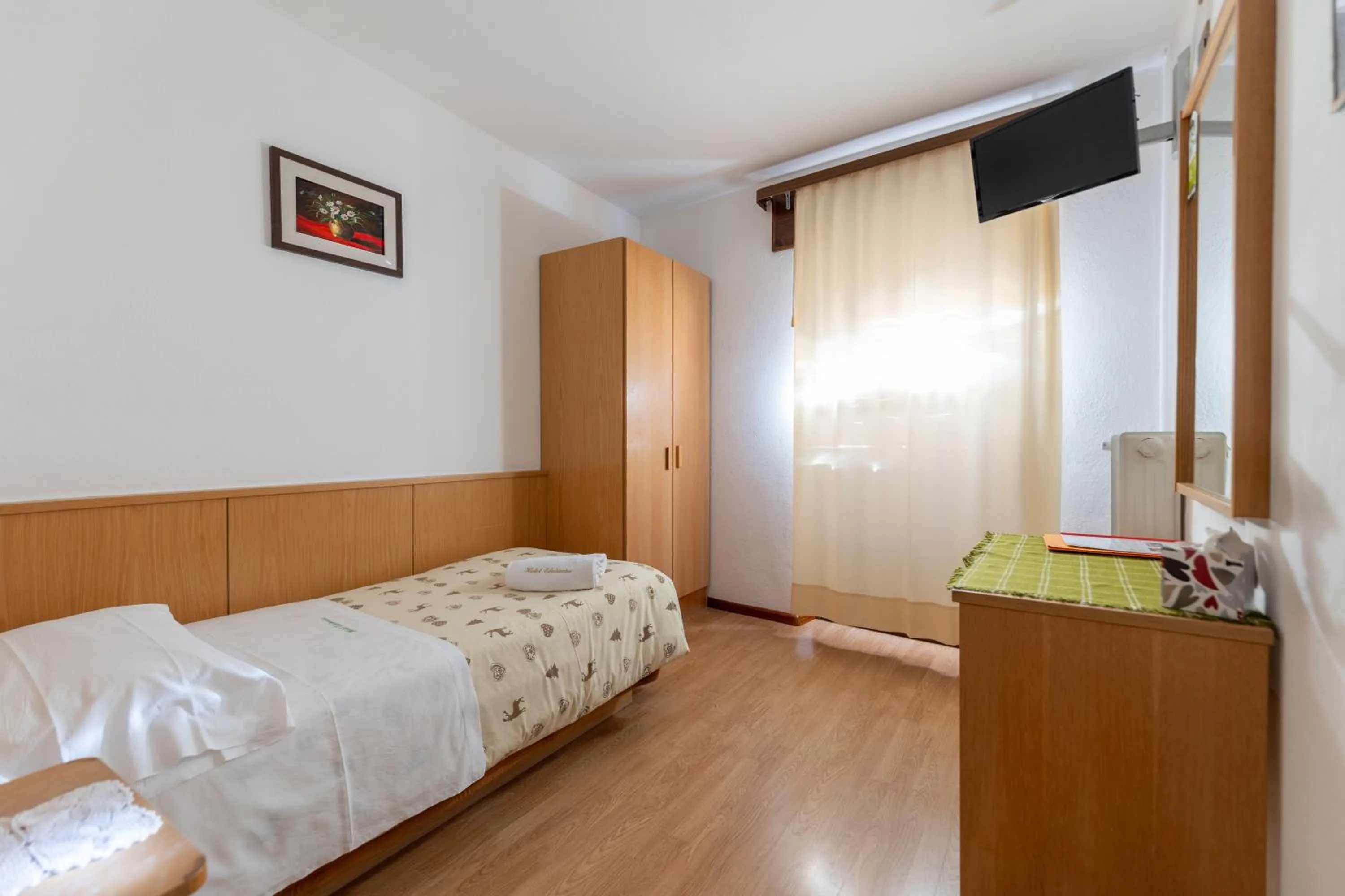 Bed in Hotel Edelweiss