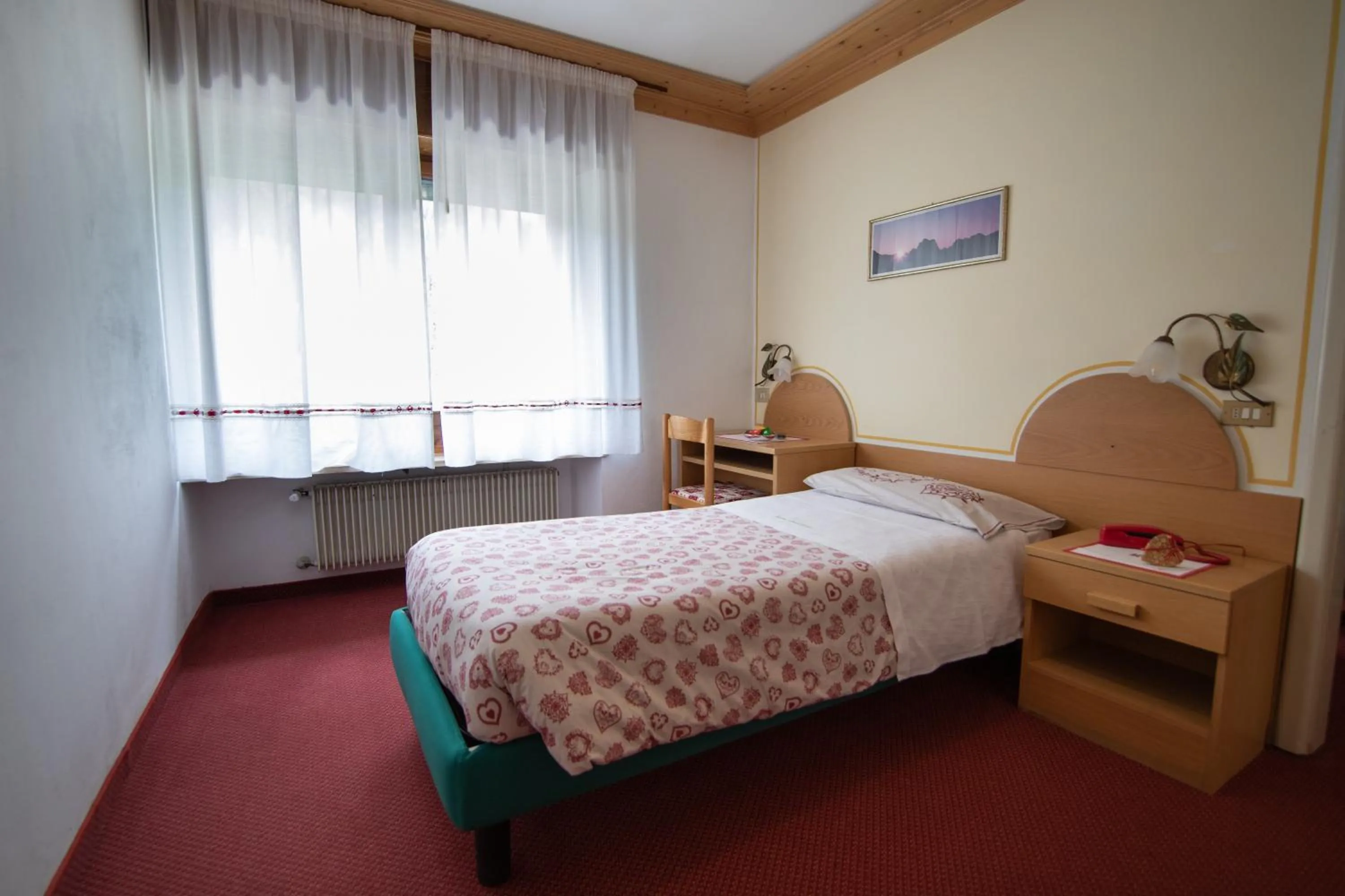 Bed in Hotel Edelweiss