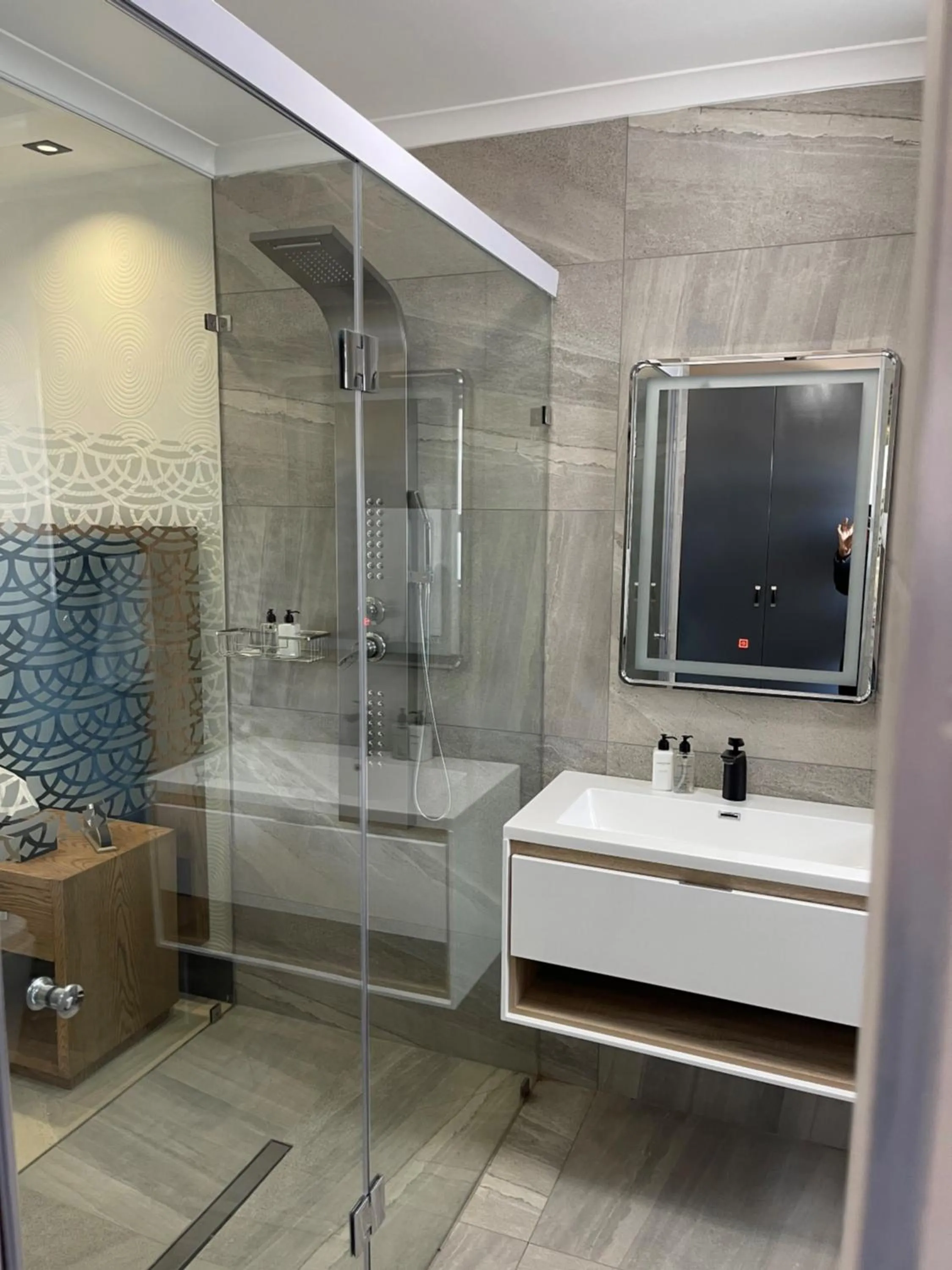 Shower in Nare Boutique Hotel