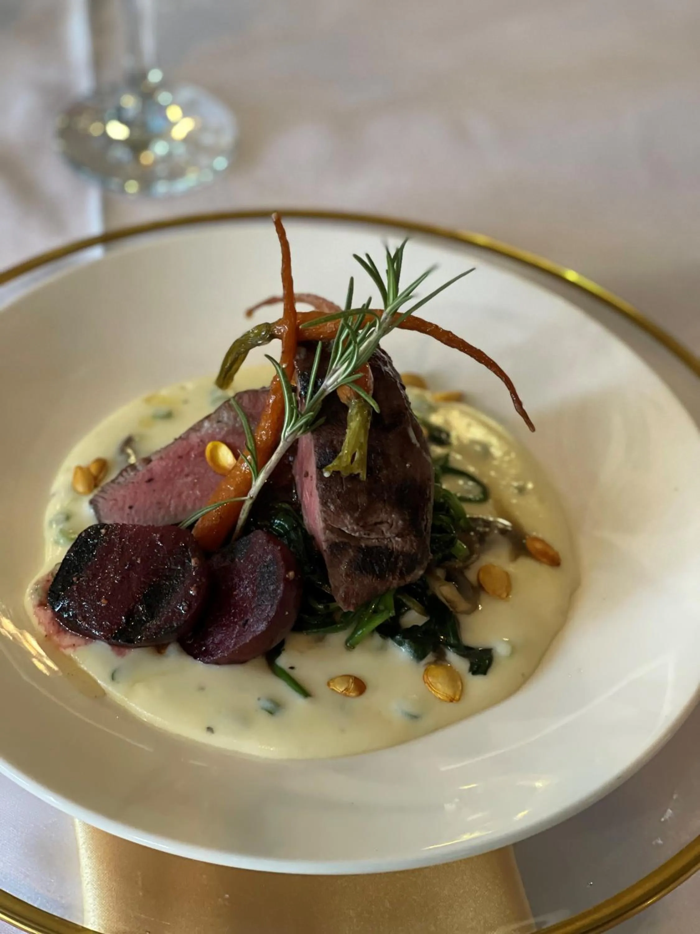 Restaurant/places to eat in Nare Boutique Hotel