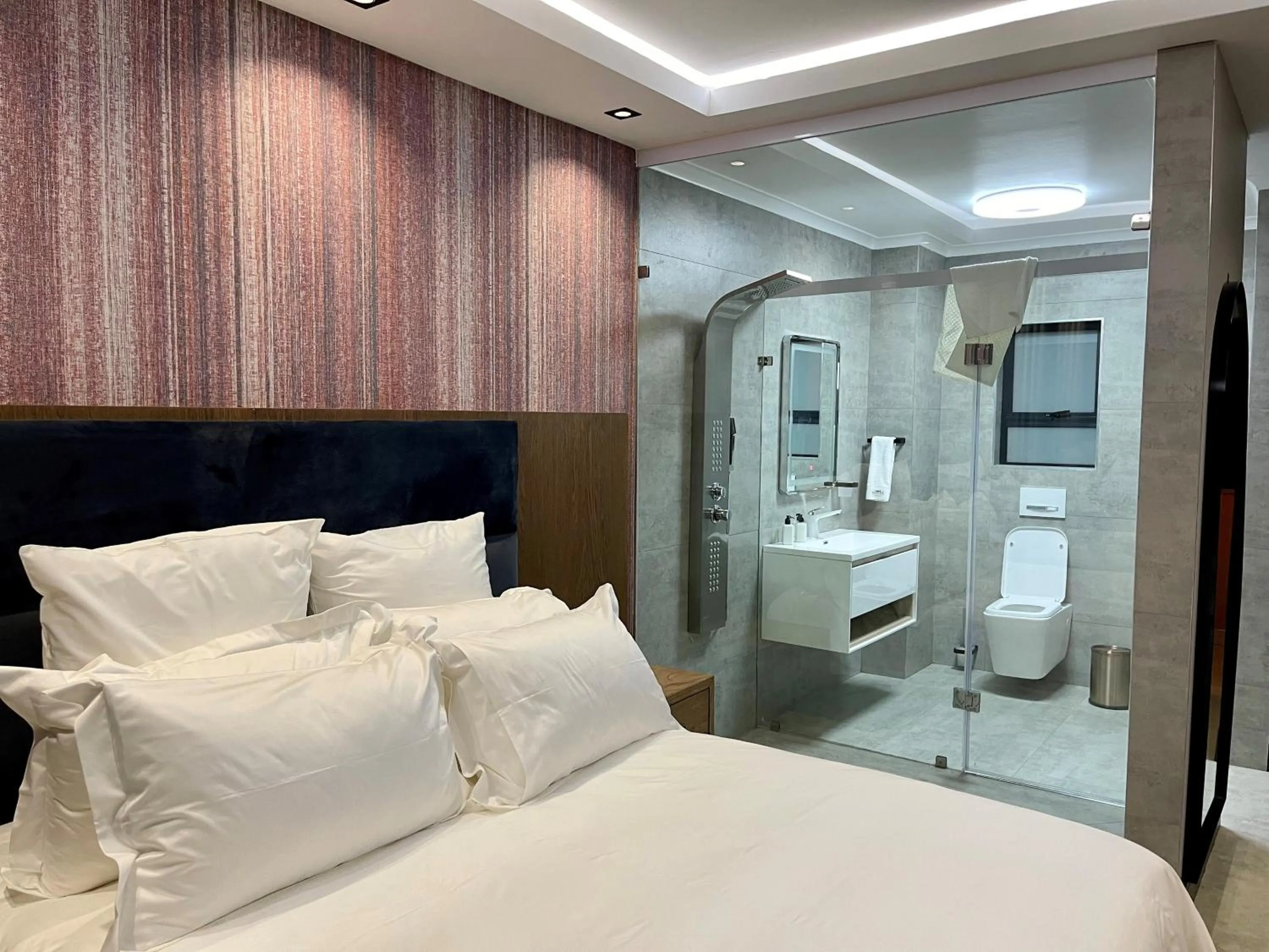 Shower in Nare Boutique Hotel