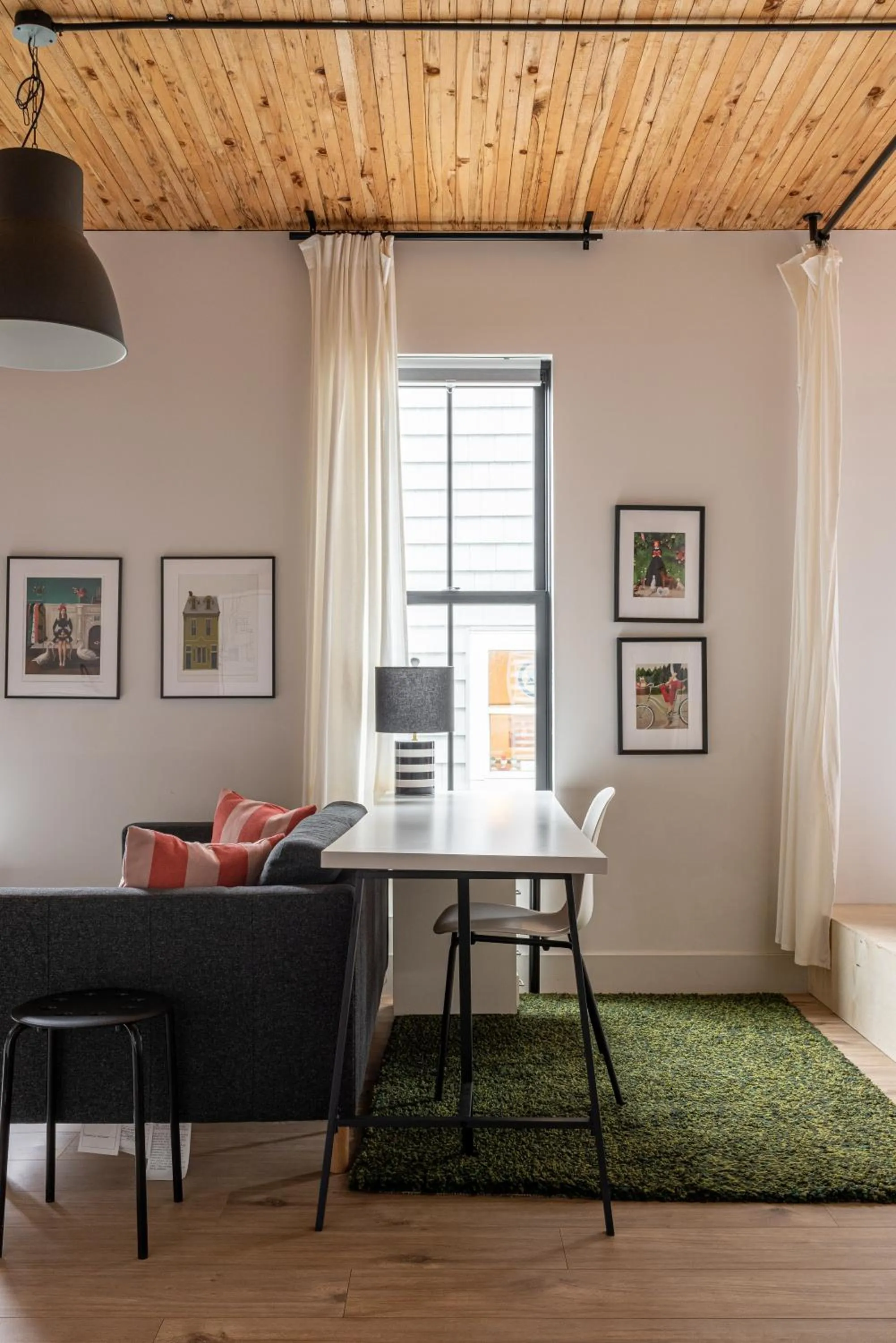 Living room in Brewery Park Hotel