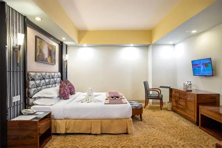 Photo of the whole room in Hotel Star Pacific