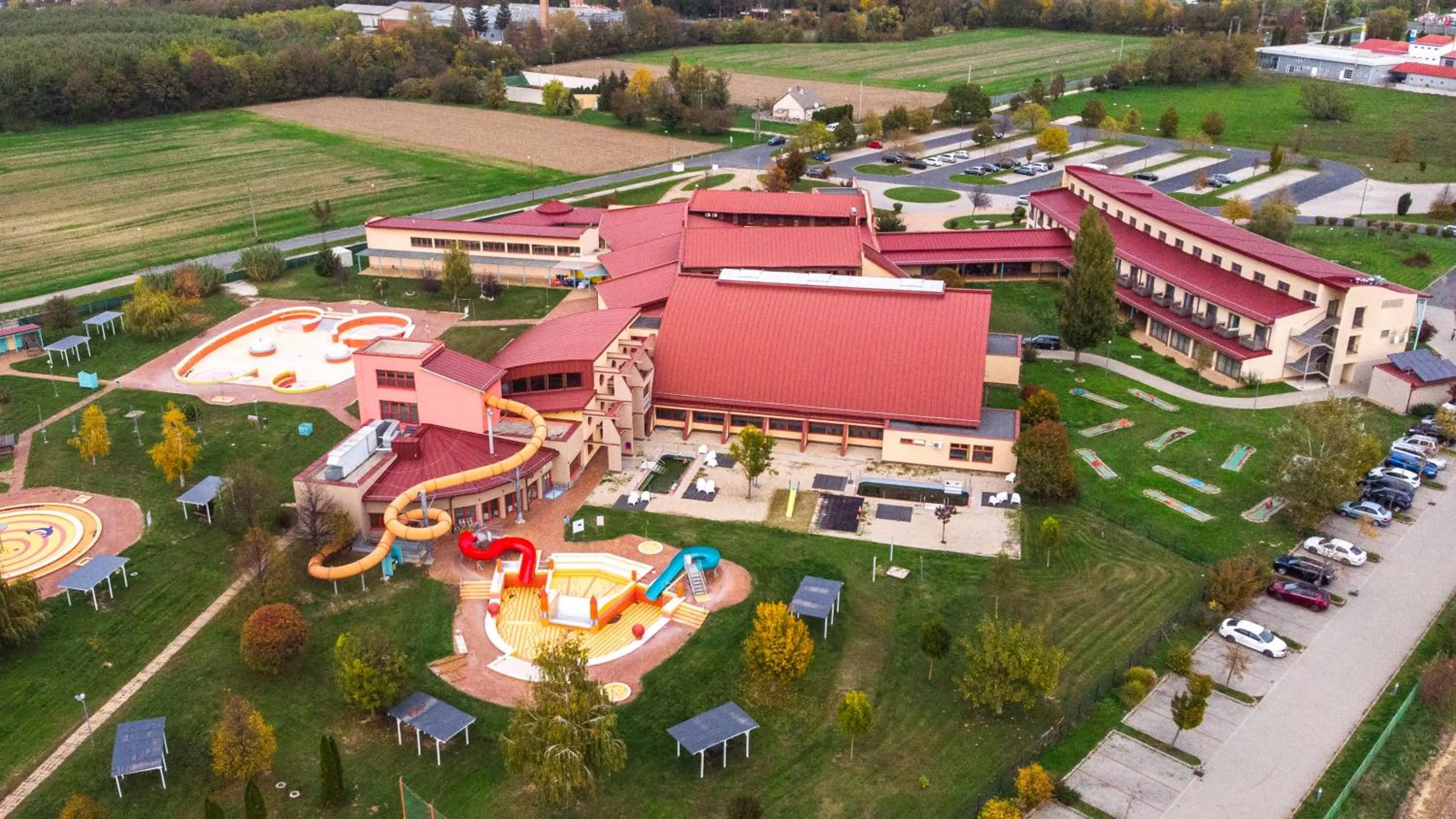 Property building in Vulkán Wellness Hotel & Camping