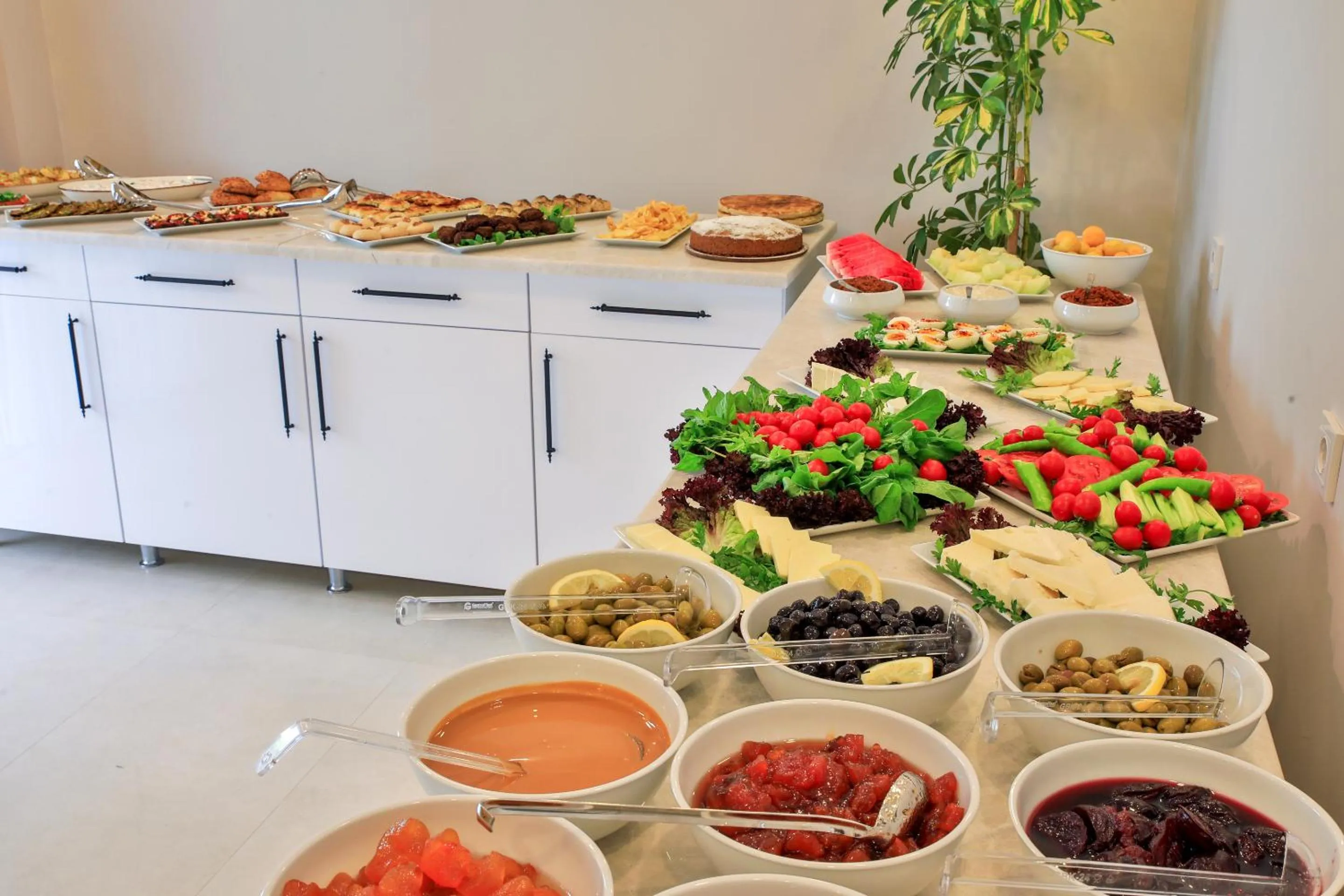 Breakfast in Lora Kaş Hotel