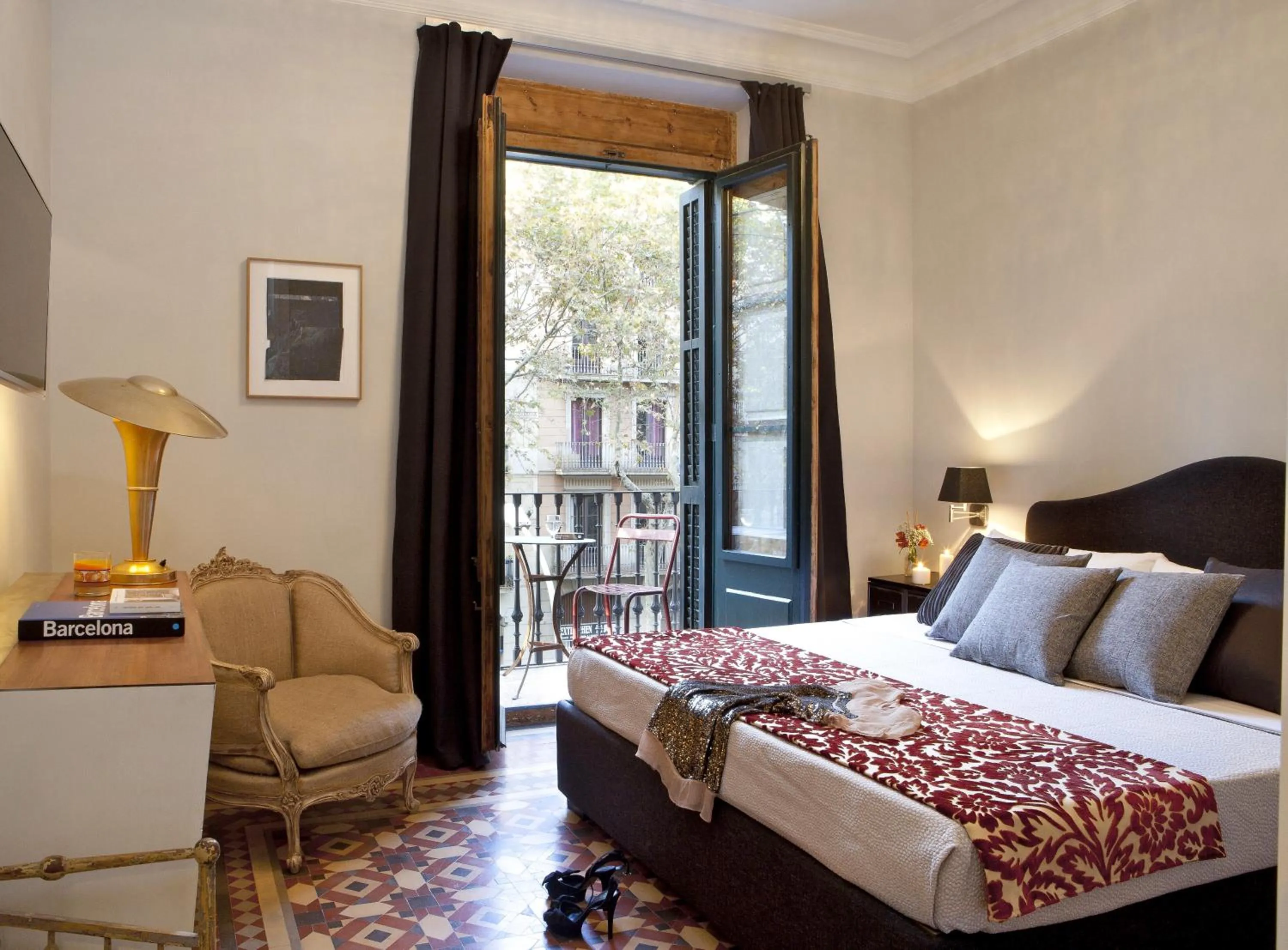 Photo of the whole room, Bed in We Boutique Hotel Barcelona