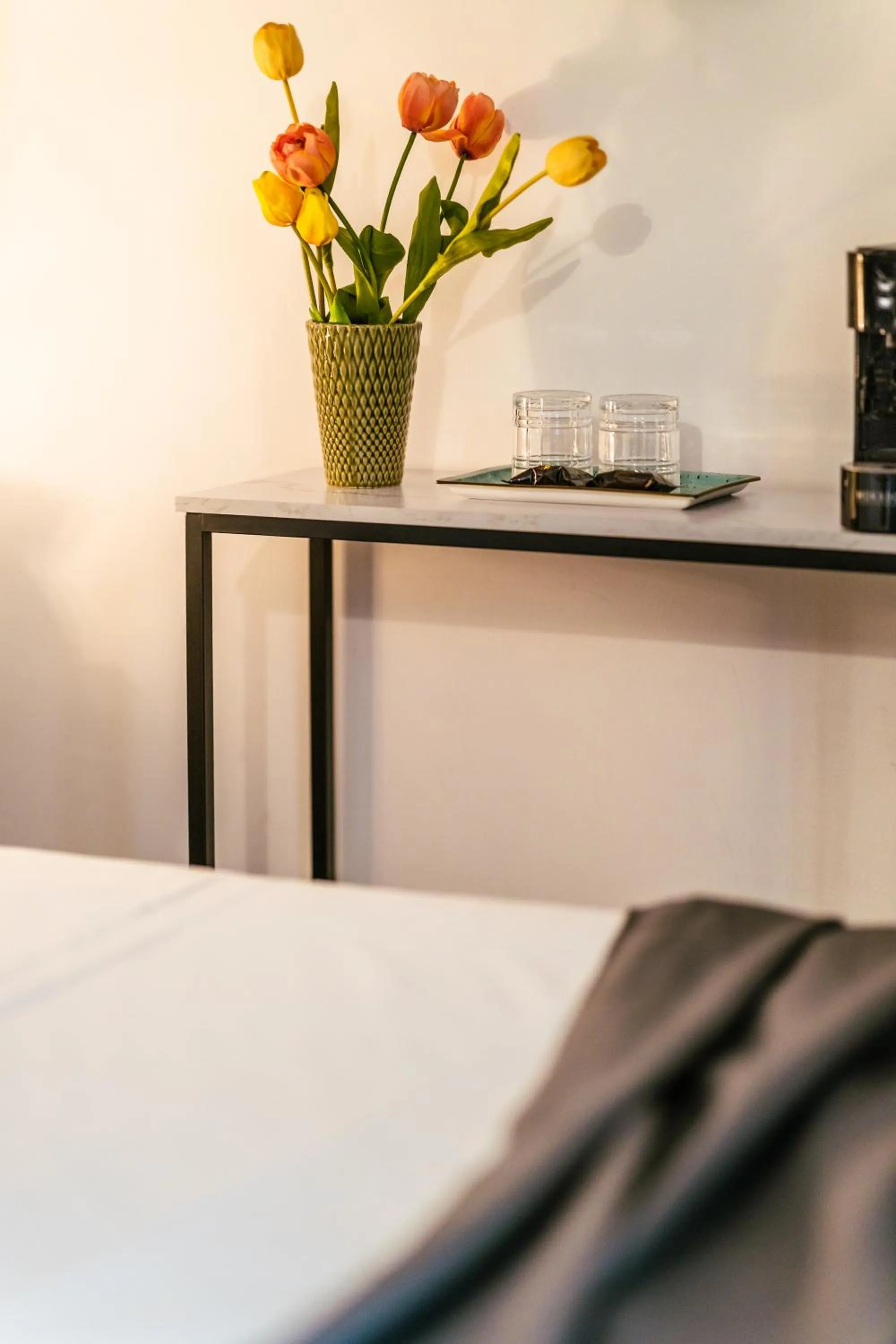 Decorative detail, Bed in Marmur luxury room