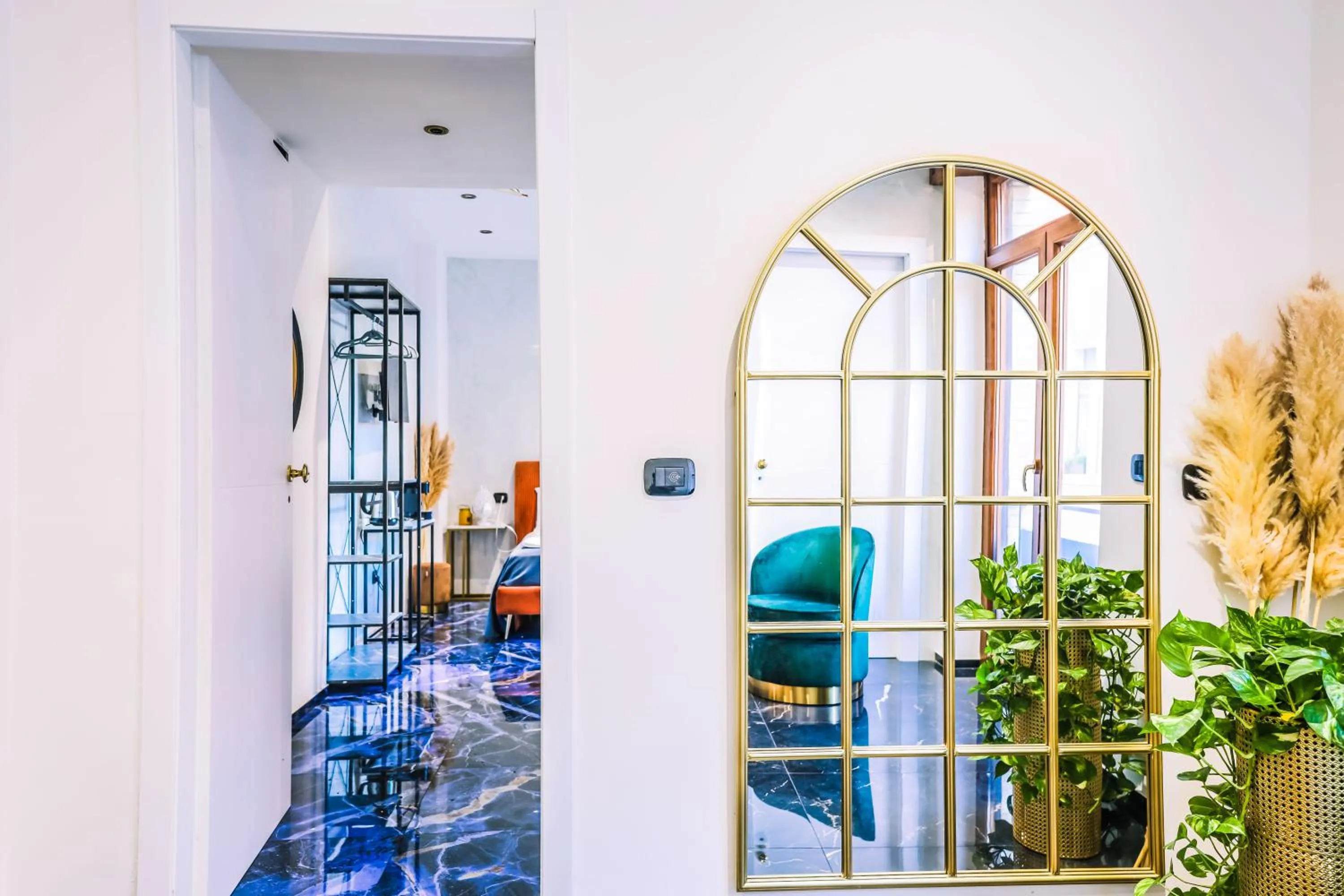 Seating area in Marmur luxury room