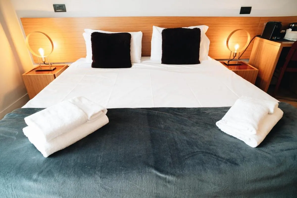 Bed in DownTown Boutique House - CA Domus Collection