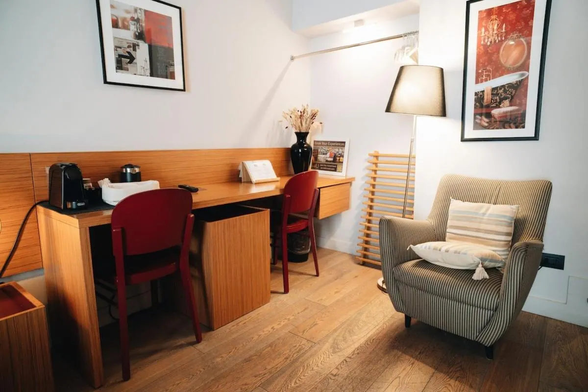 DownTown Boutique House - CA Domus Collection