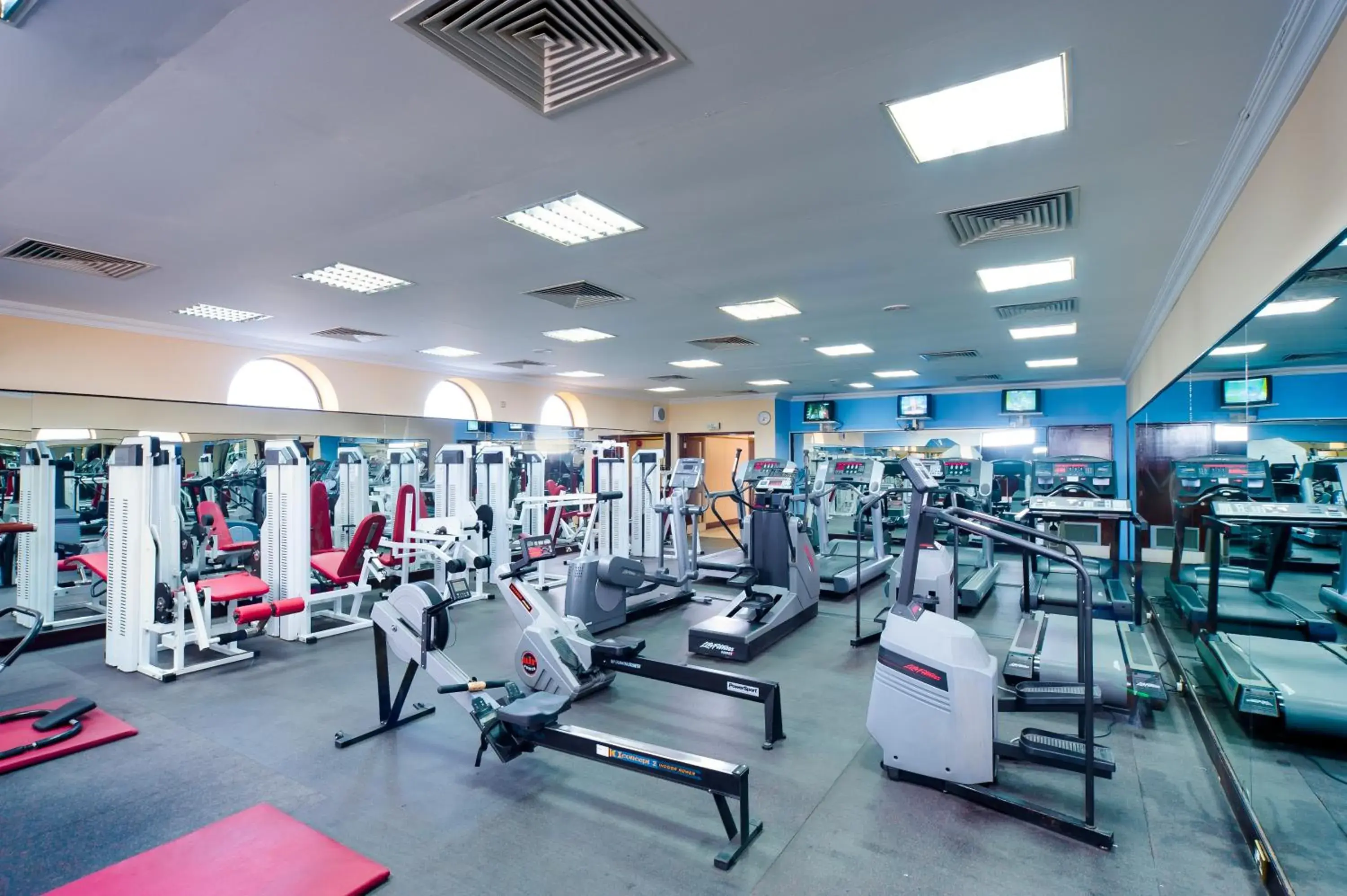 Fitness centre/facilities in Al Falaj Hotel Fitness centre/facilities in Al Falaj Hotel