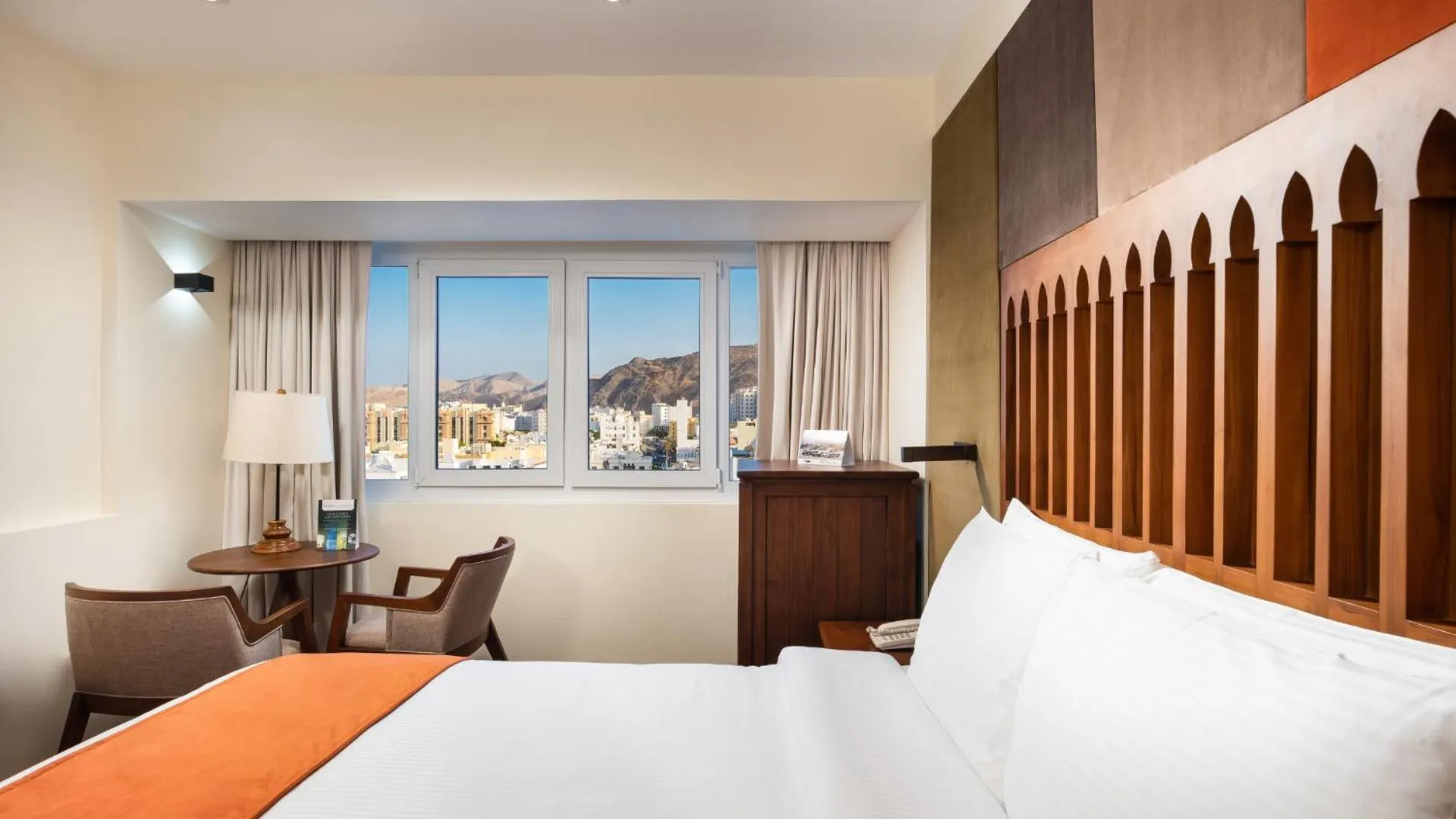 Bedroom, Bed in Al Falaj Hotel