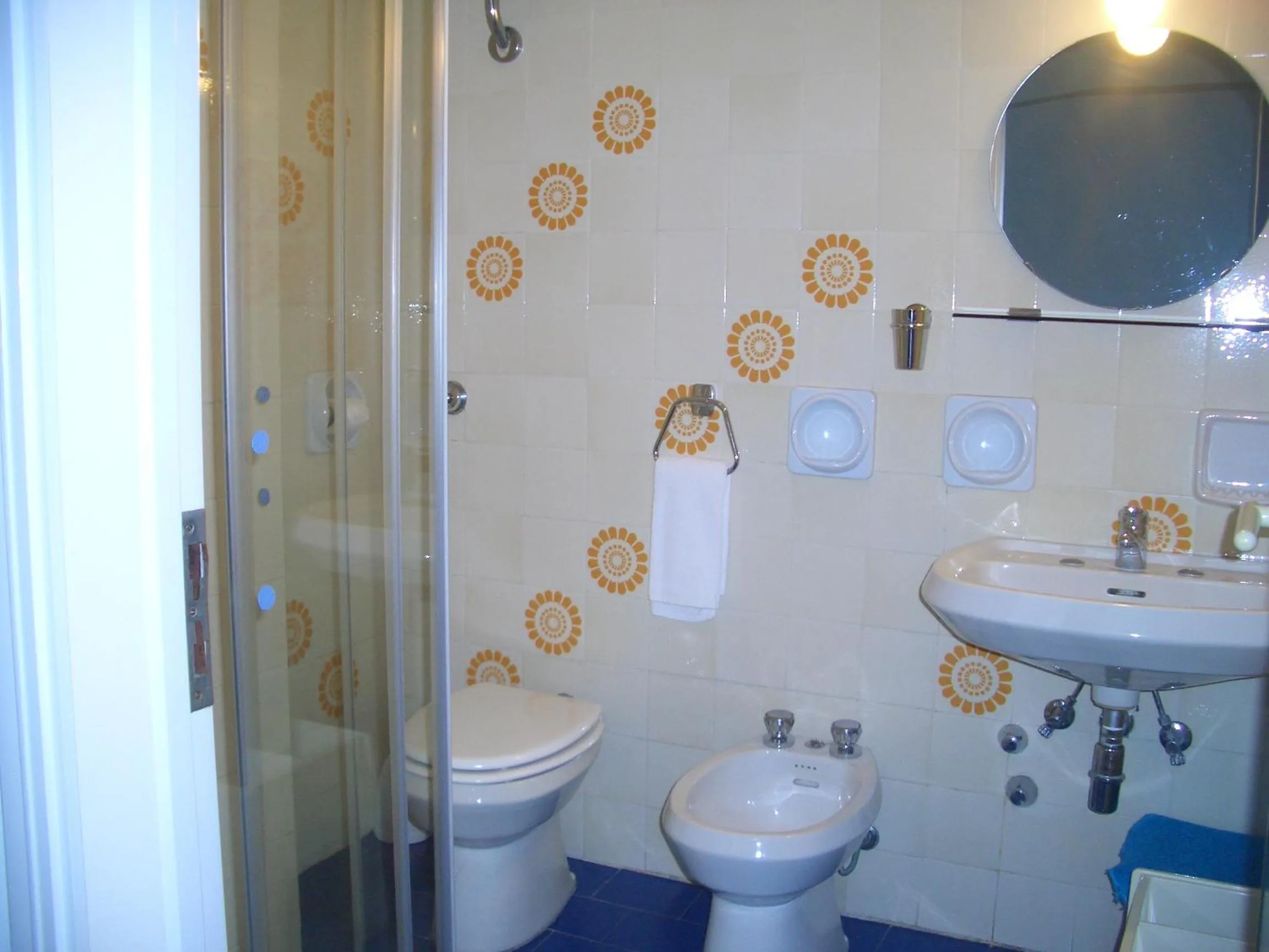 Bathroom in King Hotel