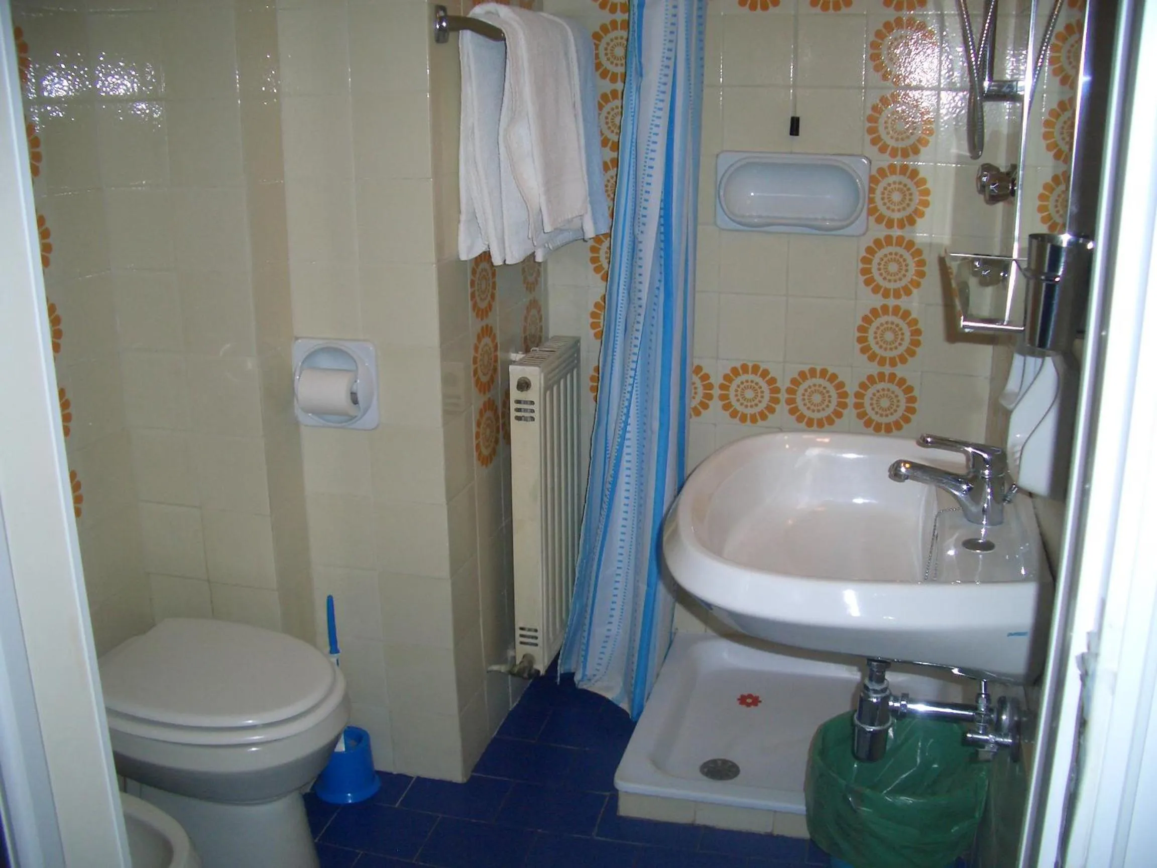 Bathroom in King Hotel