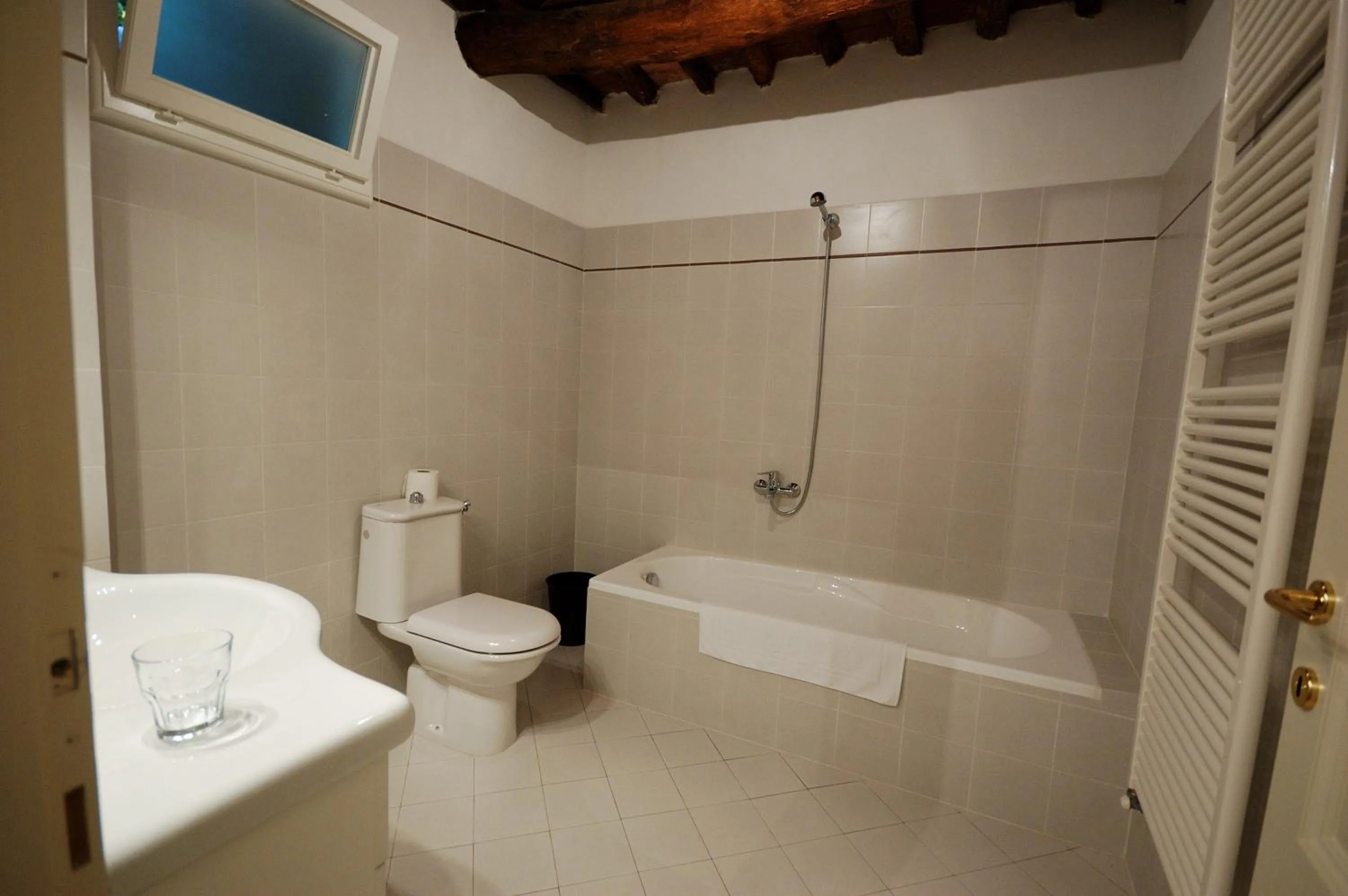 Bathroom in Fattoria di Fubbiano