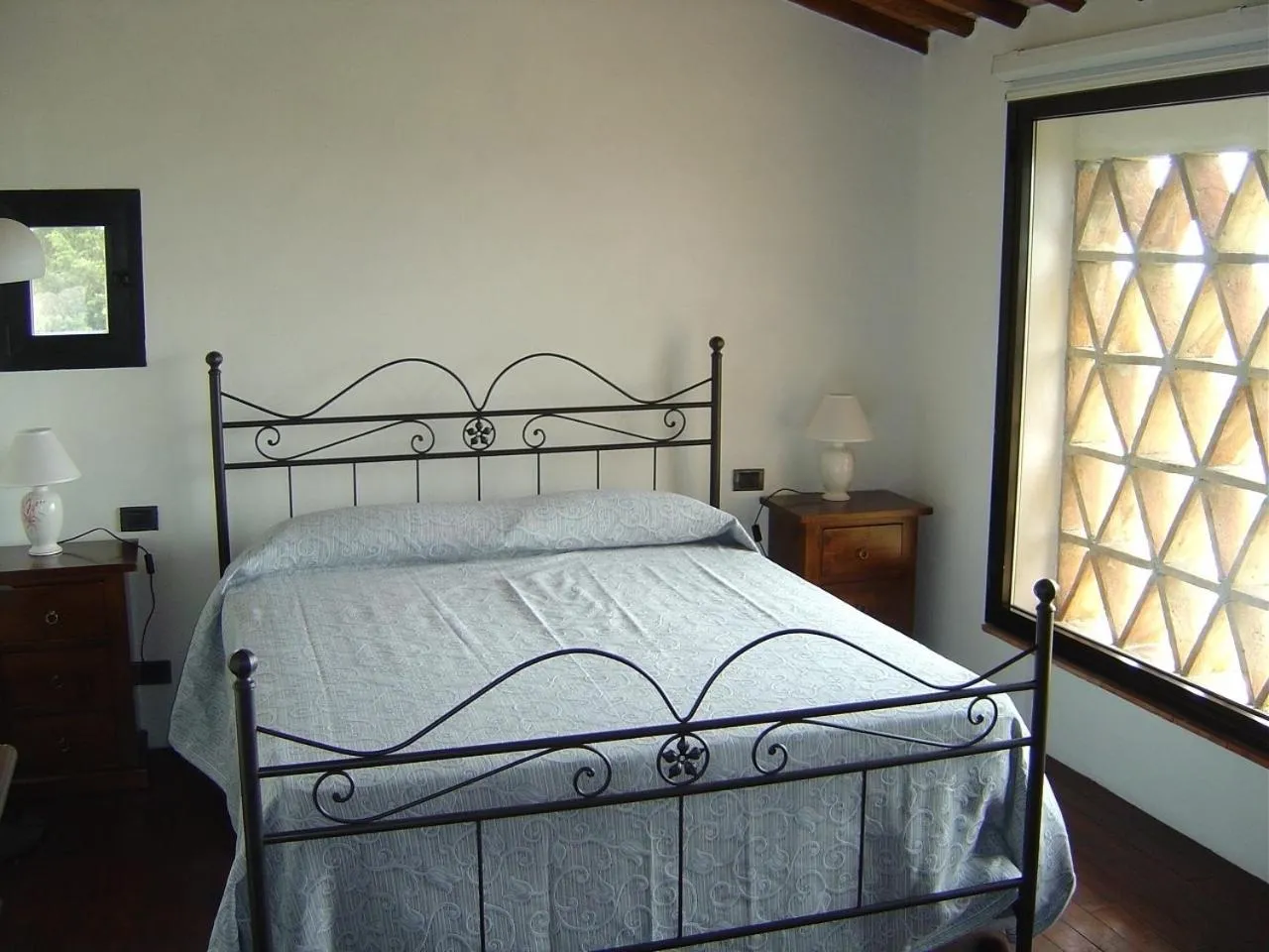 Three-Bedroom Apartment (6 Adults) - Split Level in Fattoria di Fubbiano