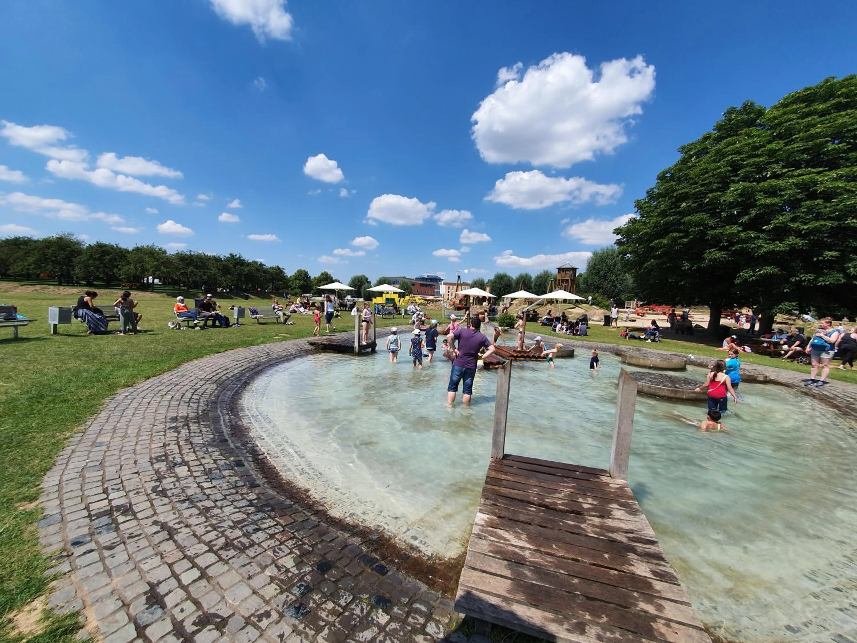 Activities in JUFA Hotel im Brückenkopfpark - Jülich