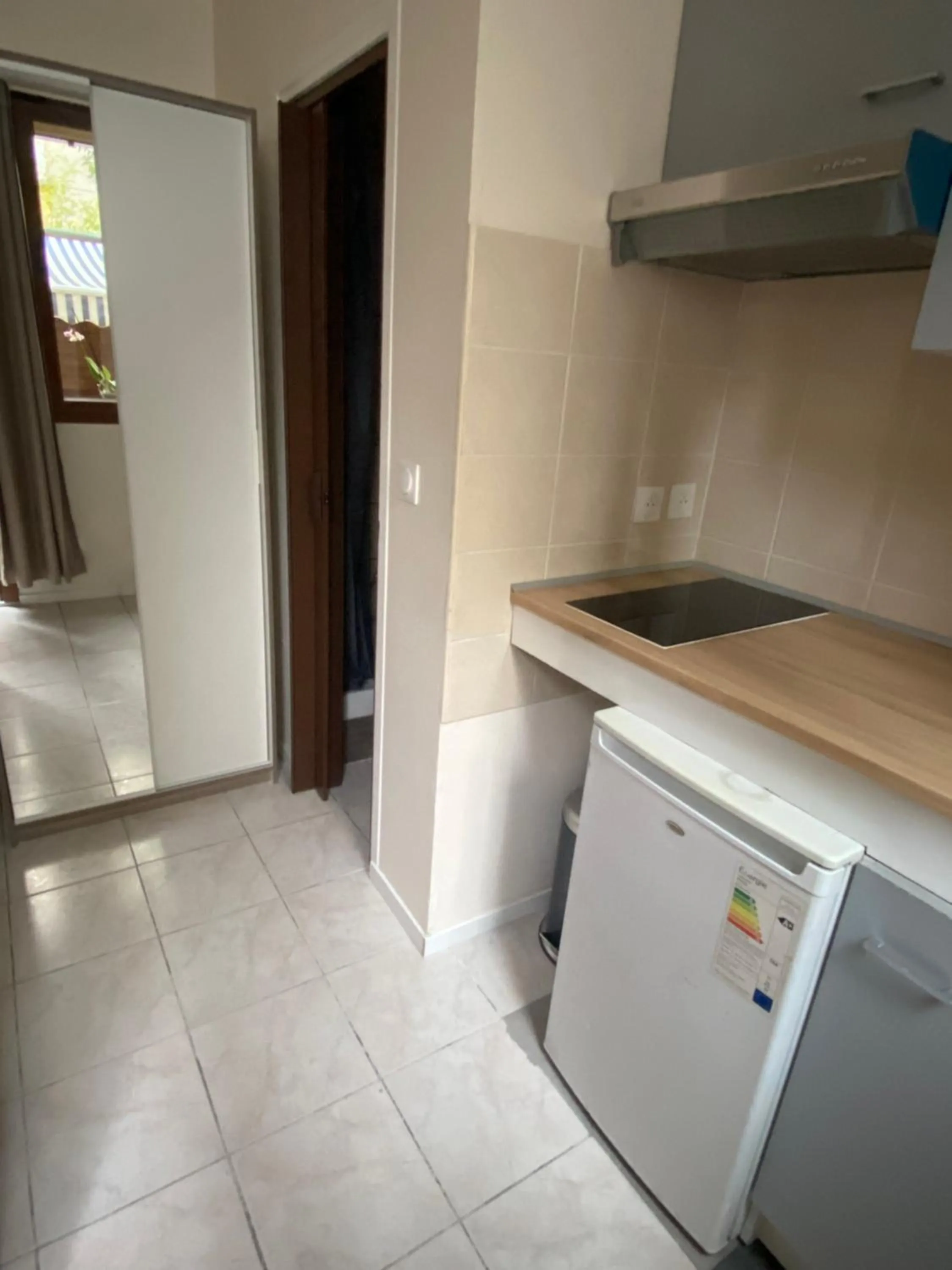 Kitchen or kitchenette in RENT APPART - La Garenne Colombes
