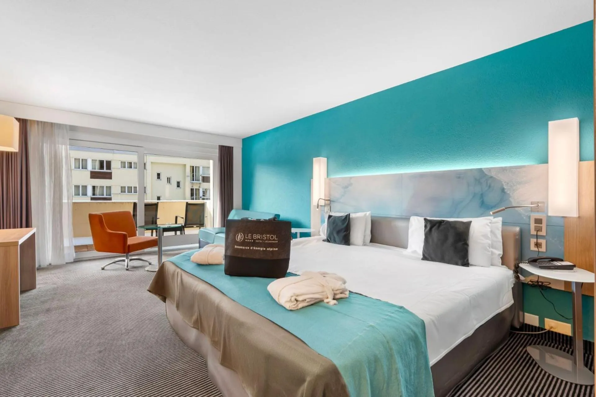 Shower, Bed in Le Bristol Leukerbad