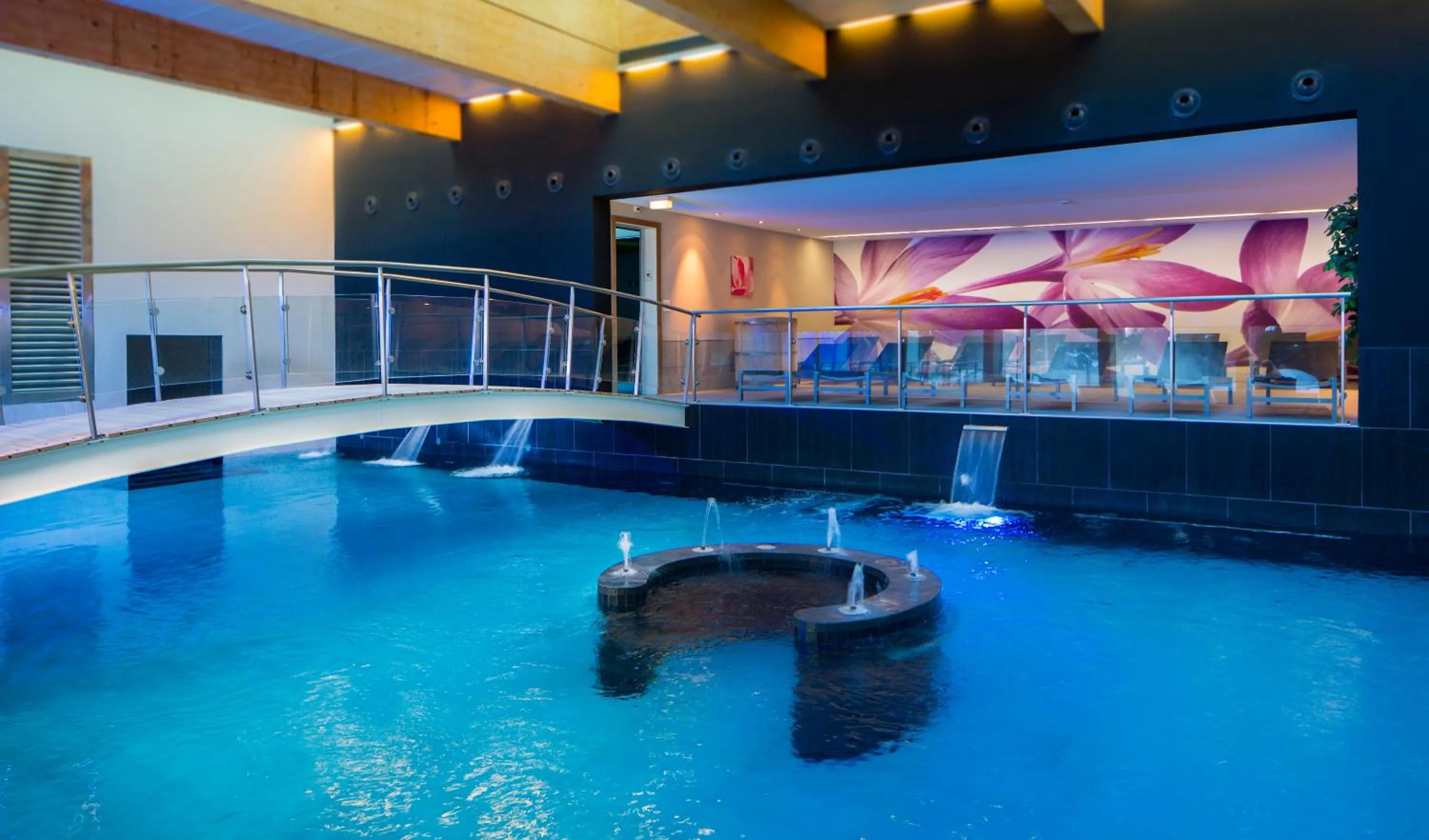 Pool view in Le Bristol Leukerbad