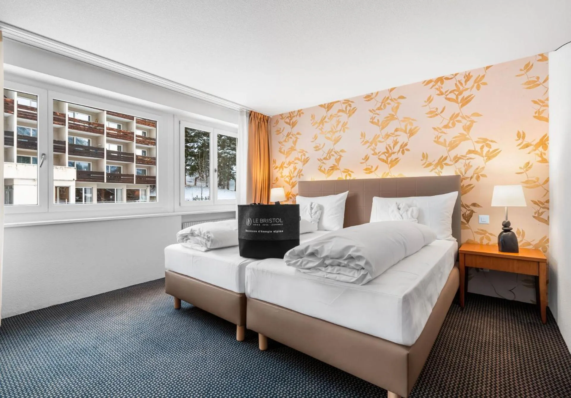 Bed in Le Bristol Leukerbad