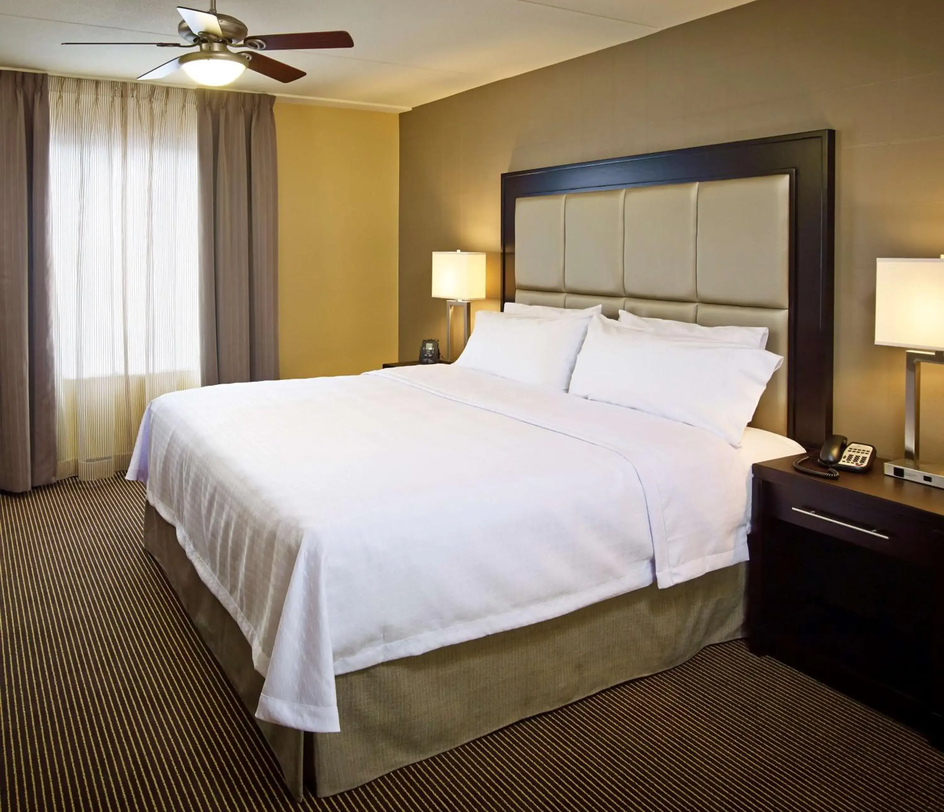Bed in Homewood Suites by Hilton Hamilton Bed in Homewood Suites by Hilton Hamilton