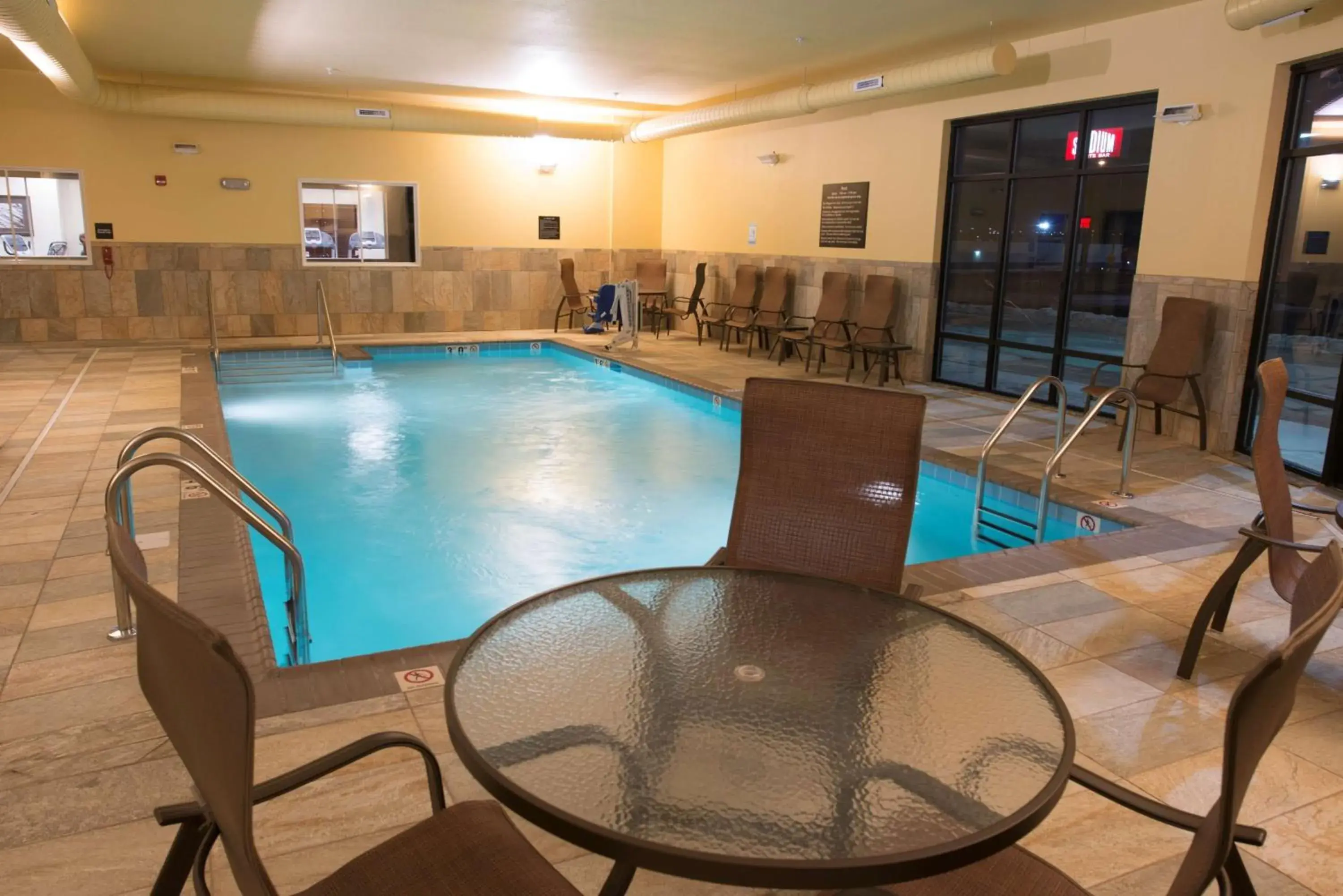 Pool view in Hampton Inn & Suites Bismarck Northwest Pool view in Hampton Inn & Suites Bismarck Northwest