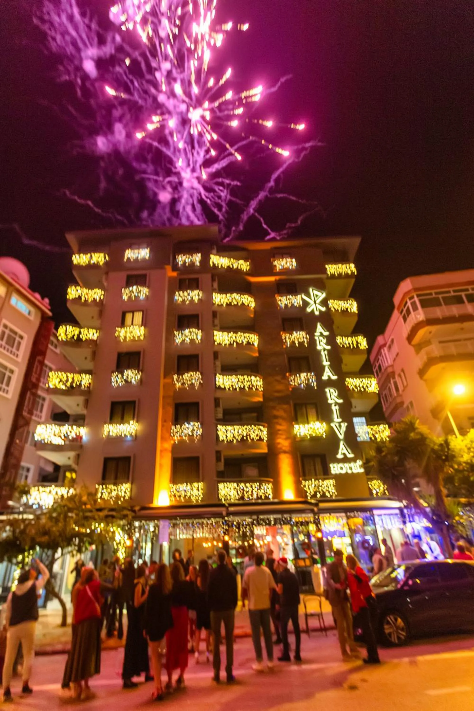 Entertainment in Aria Riva Apart Hotel