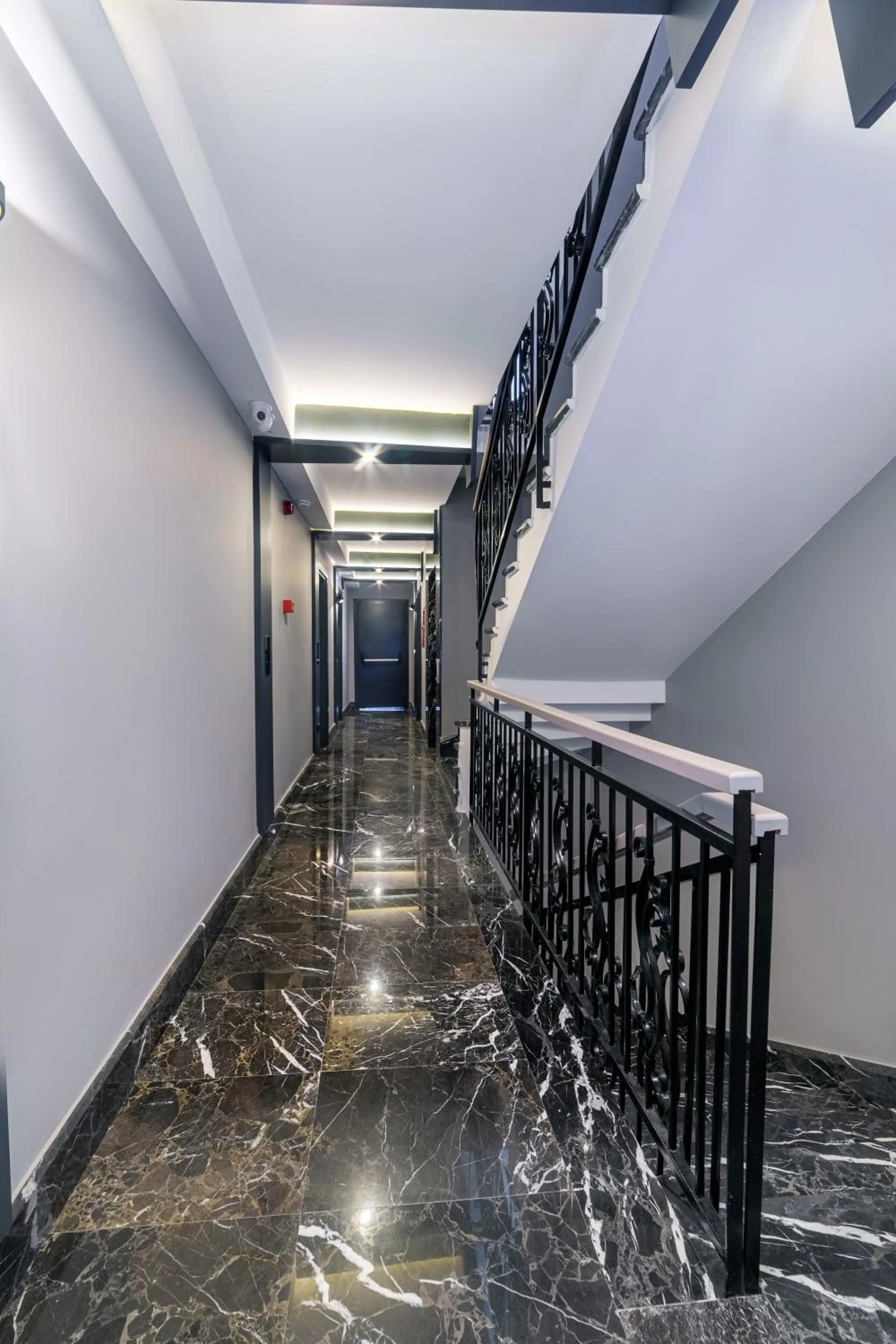 Billiard in Aria Riva Apart Hotel