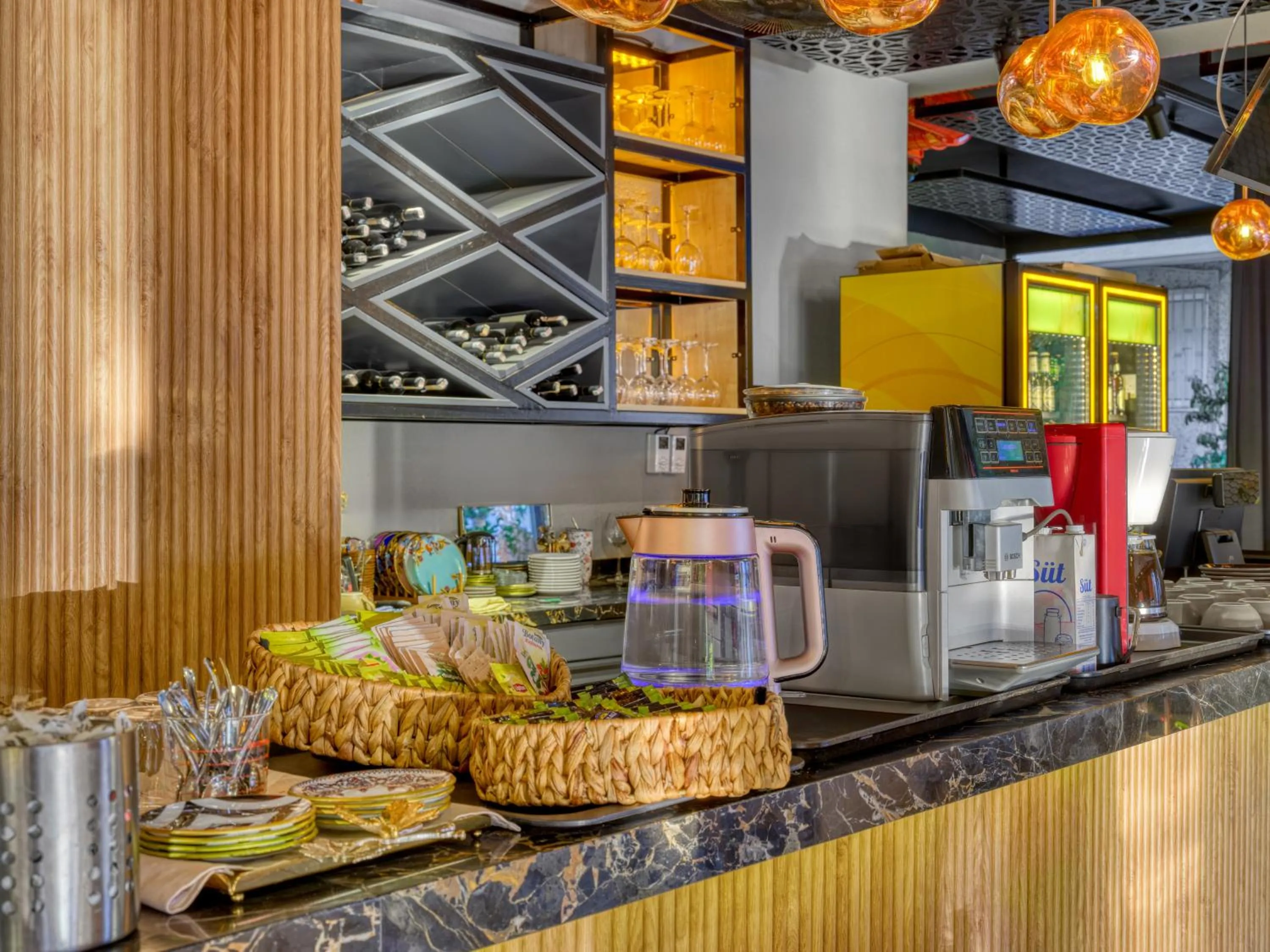 Coffee/tea facilities in Aria Riva Apart Hotel