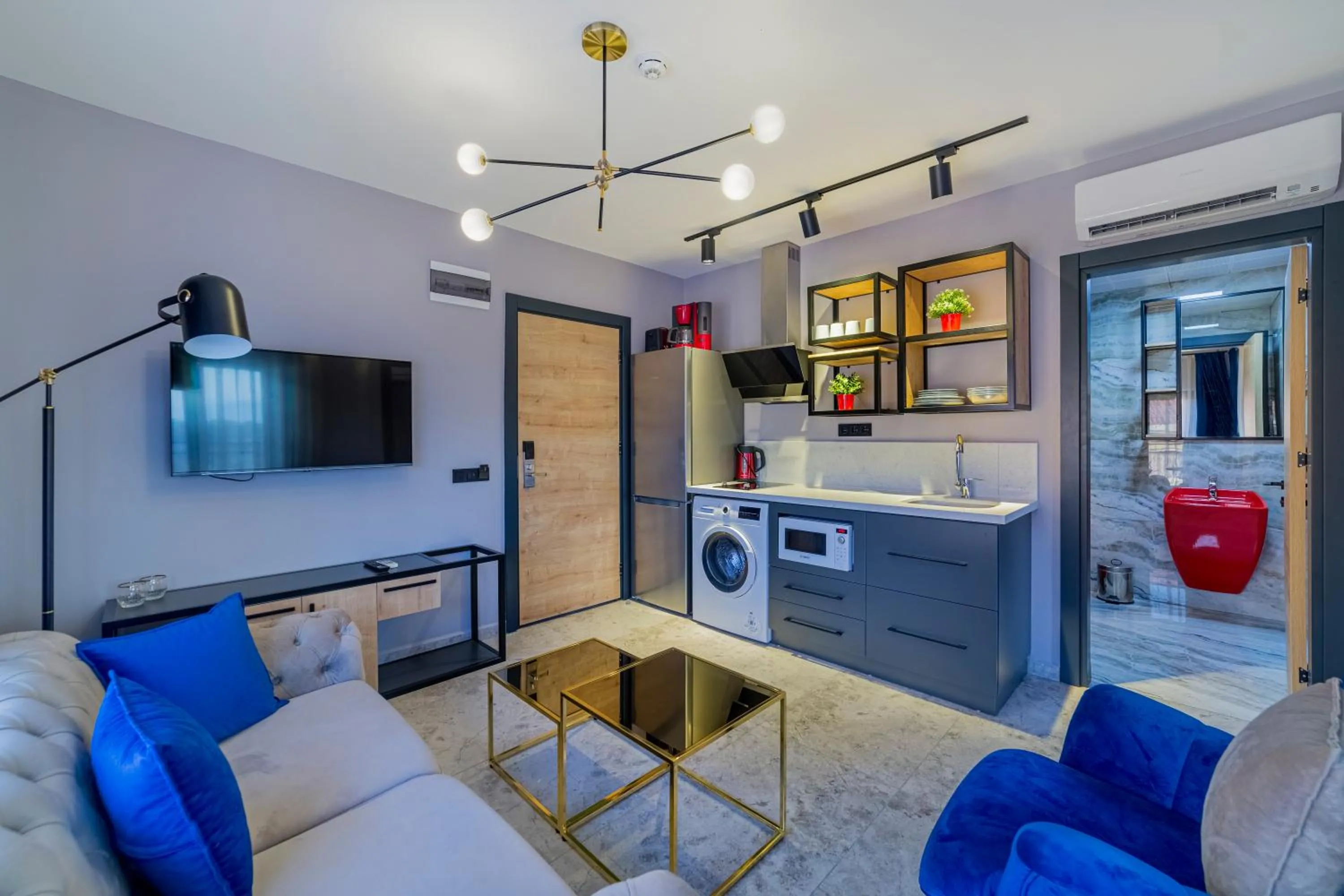 TV and multimedia in Aria Riva Apart Hotel