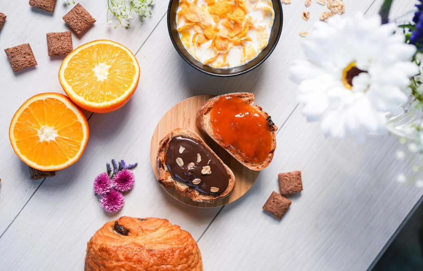 Breakfast in B&B HOTEL Saint-Martin-de-Crau Alpilles Camargue