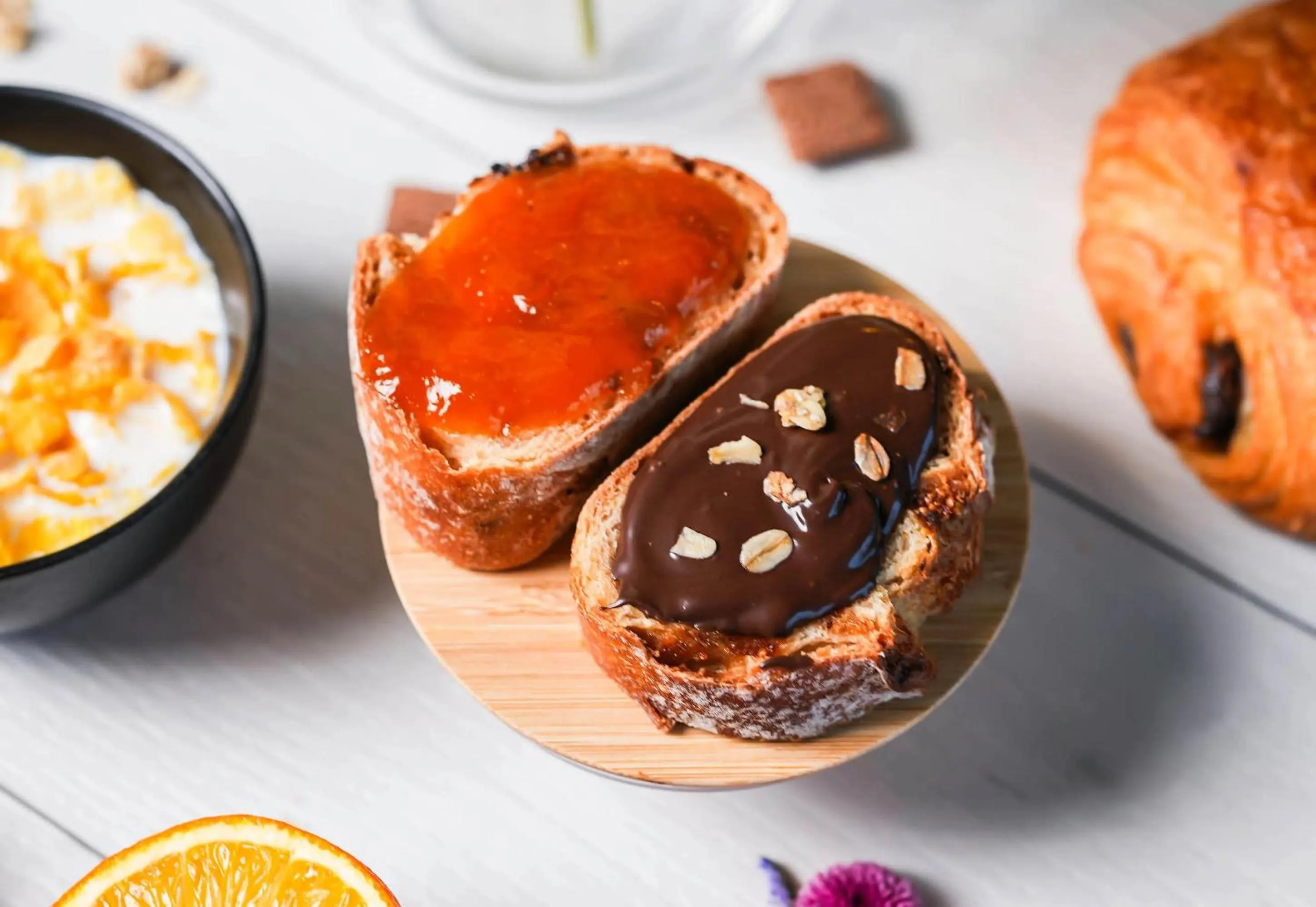 Breakfast in B&B HOTEL Saint-Martin-de-Crau Alpilles Camargue