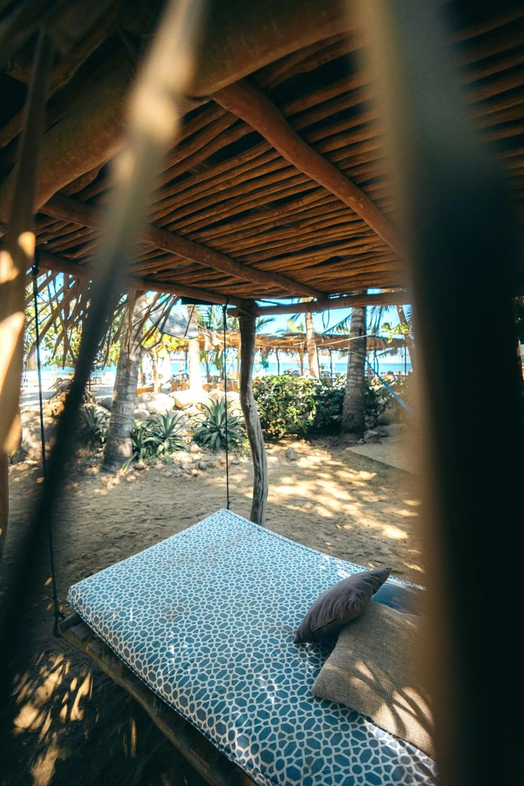 Junto al Rio Bungalows & Suites