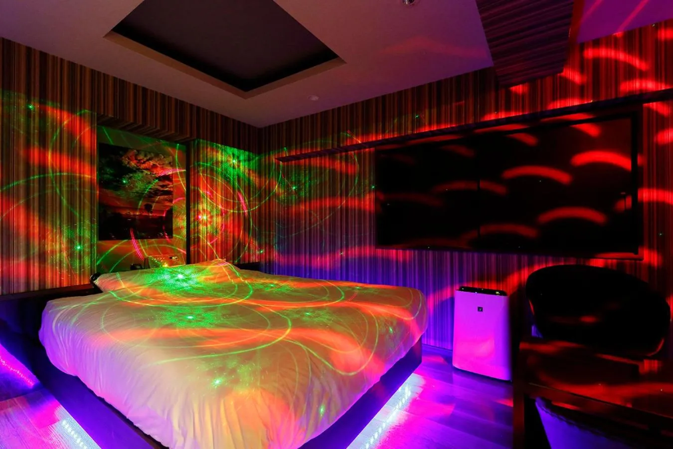 Bed in 555MOTEL SHONAN