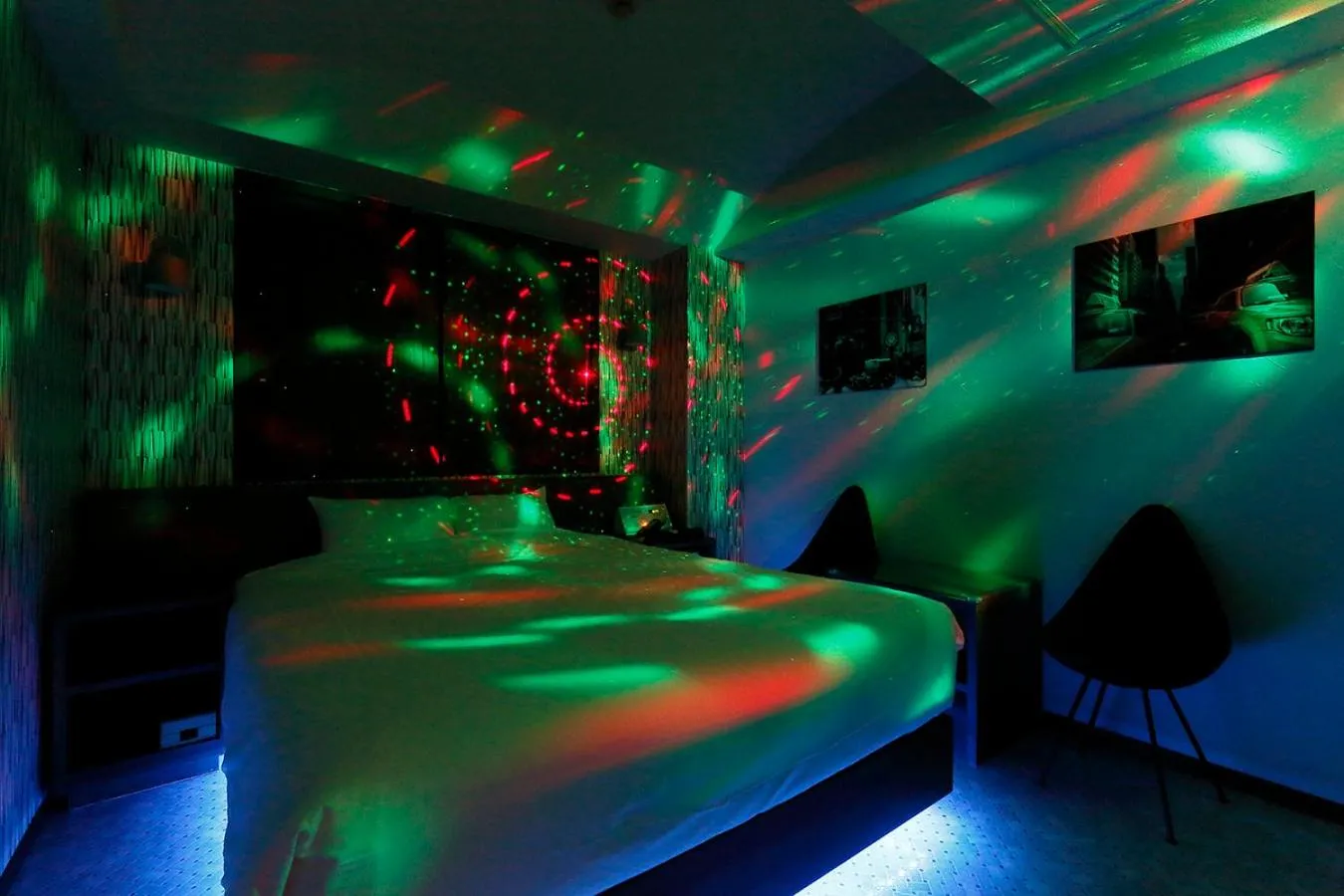 Bed in 555MOTEL SHONAN