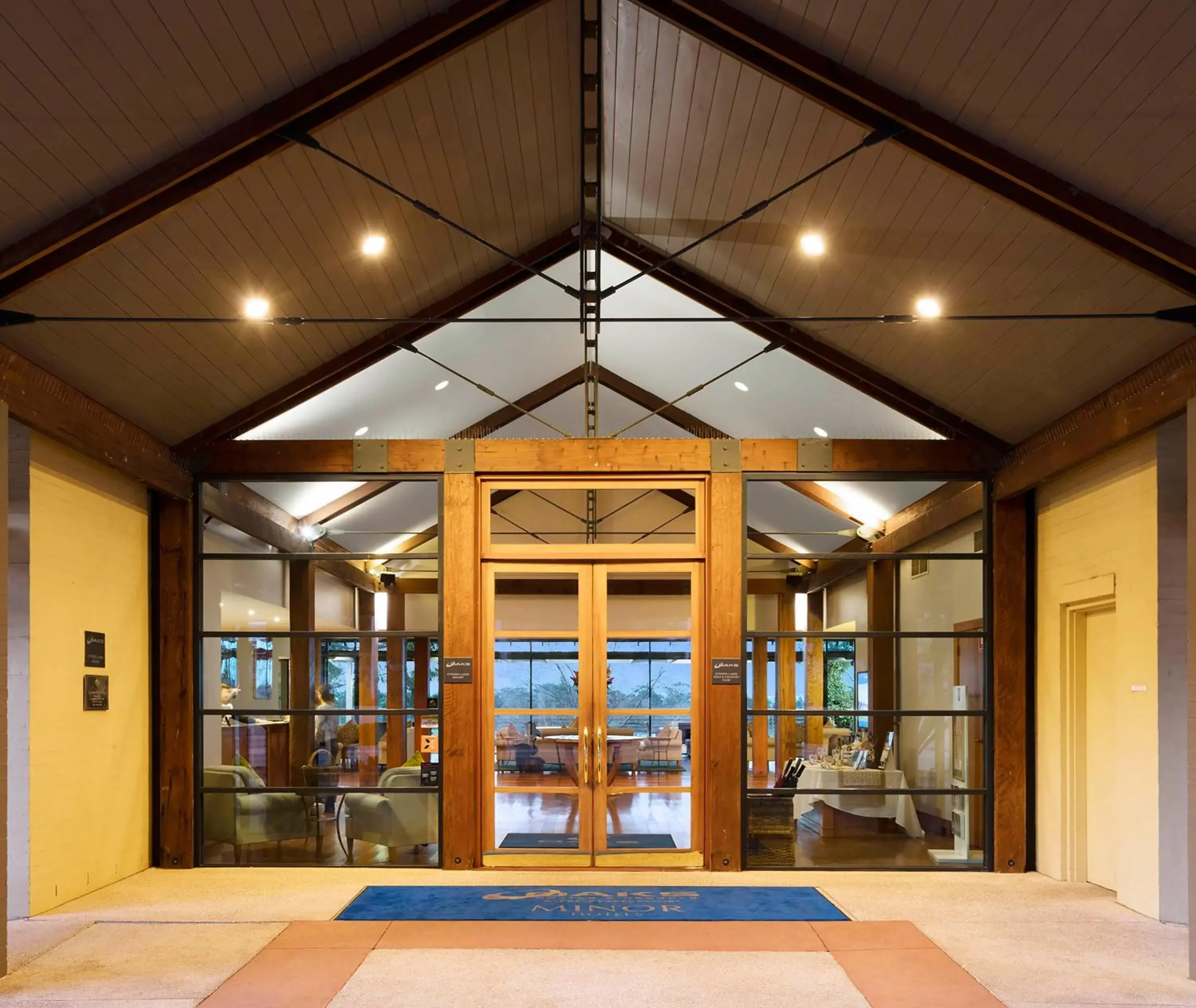 Facade/entrance in Oaks Cypress Lakes Resort Facade/entrance in Oaks Cypress Lakes Resort