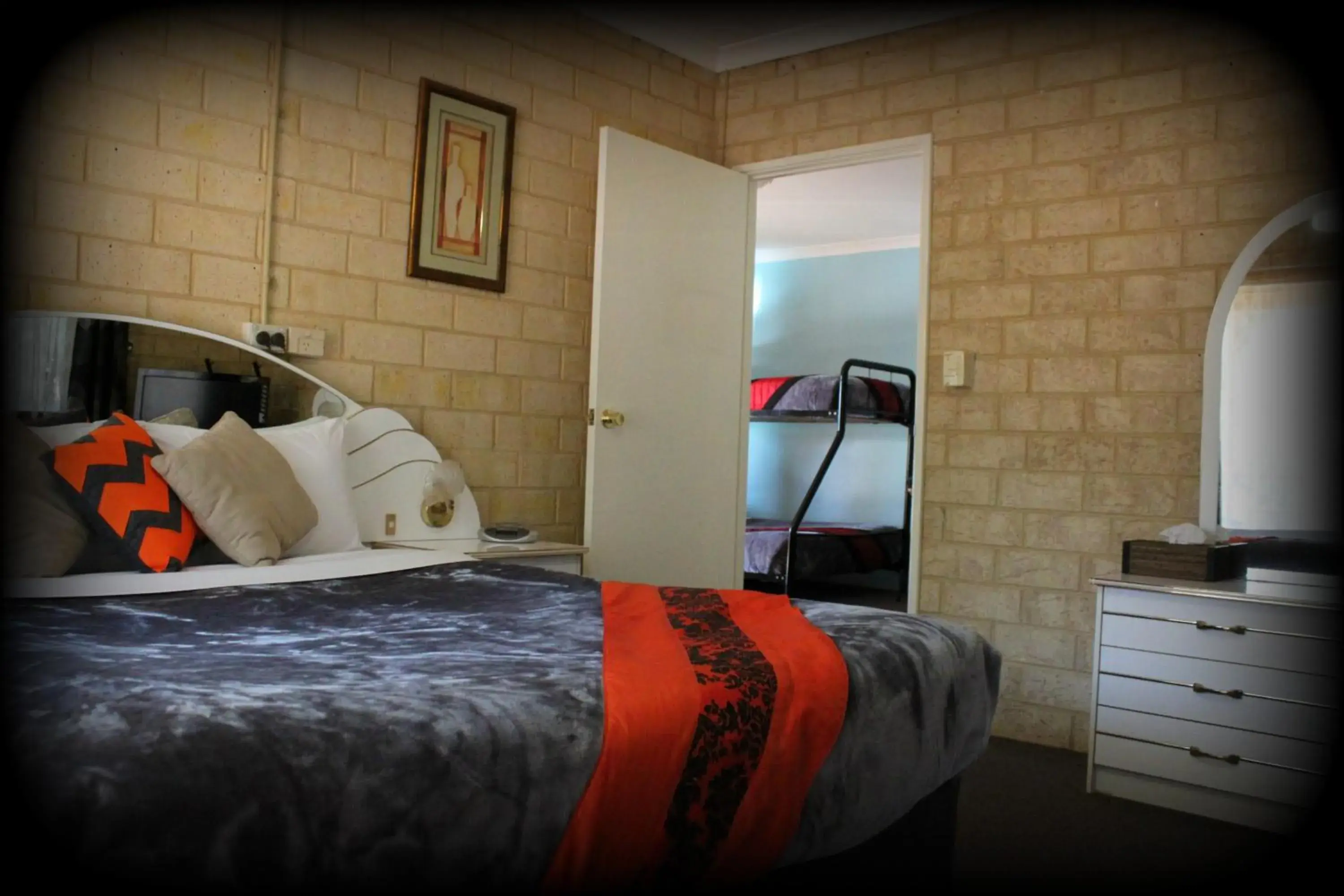 Bed in York's Boutique Motel Bed in York's Boutique Motel