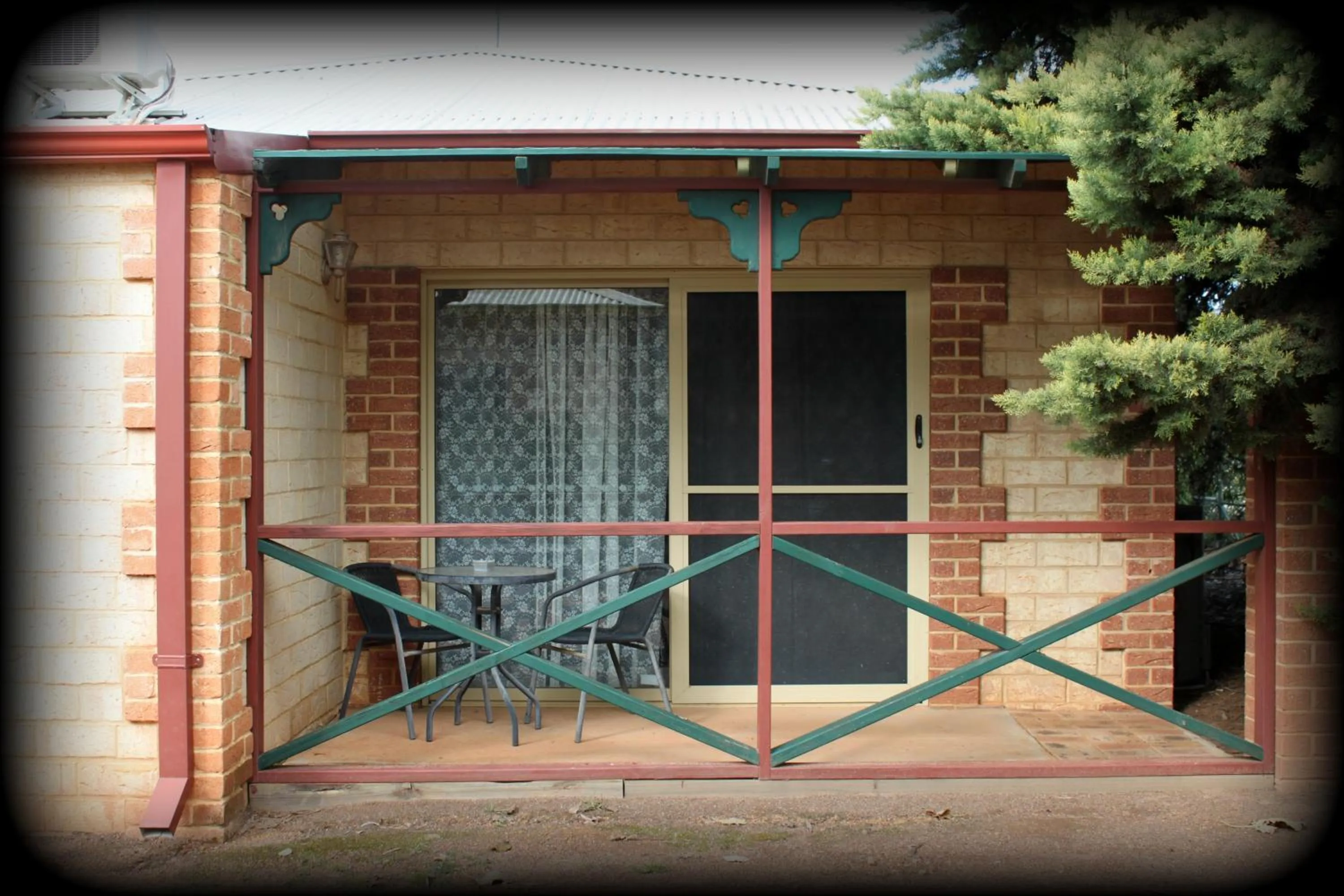 Garden in York's Boutique Motel
