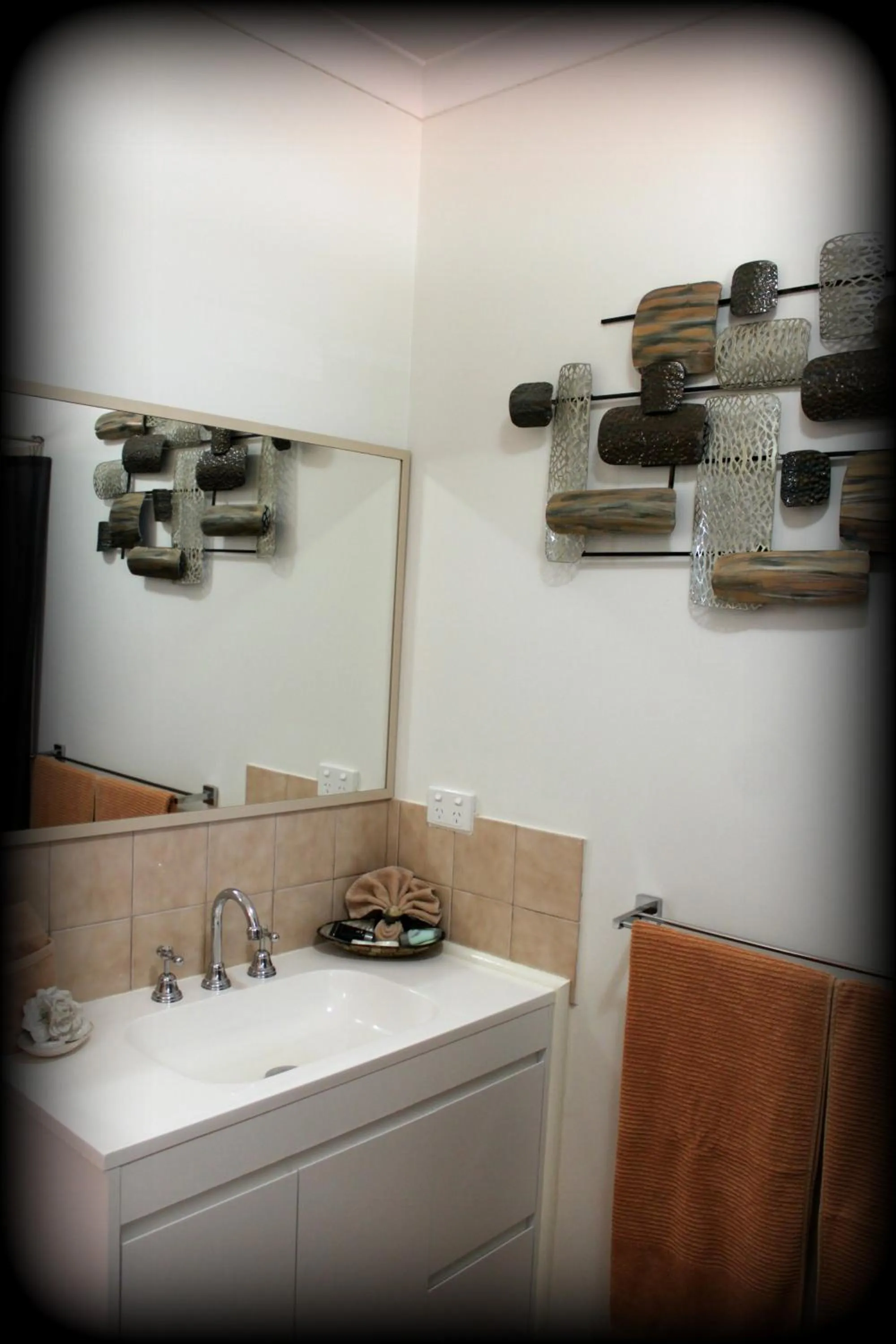 Bathroom in York's Boutique Motel