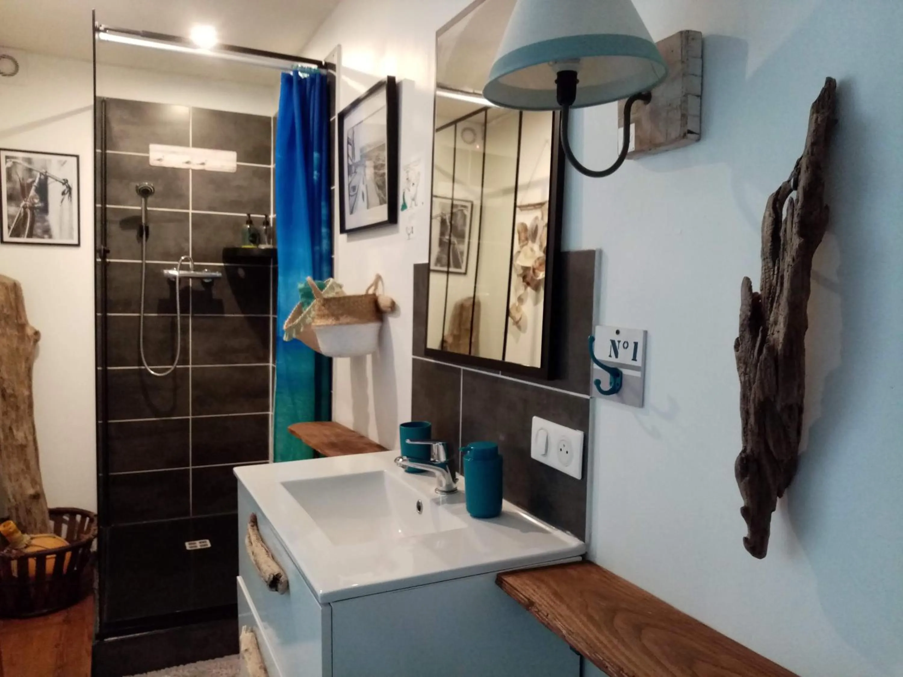 Bathroom in La Norélie