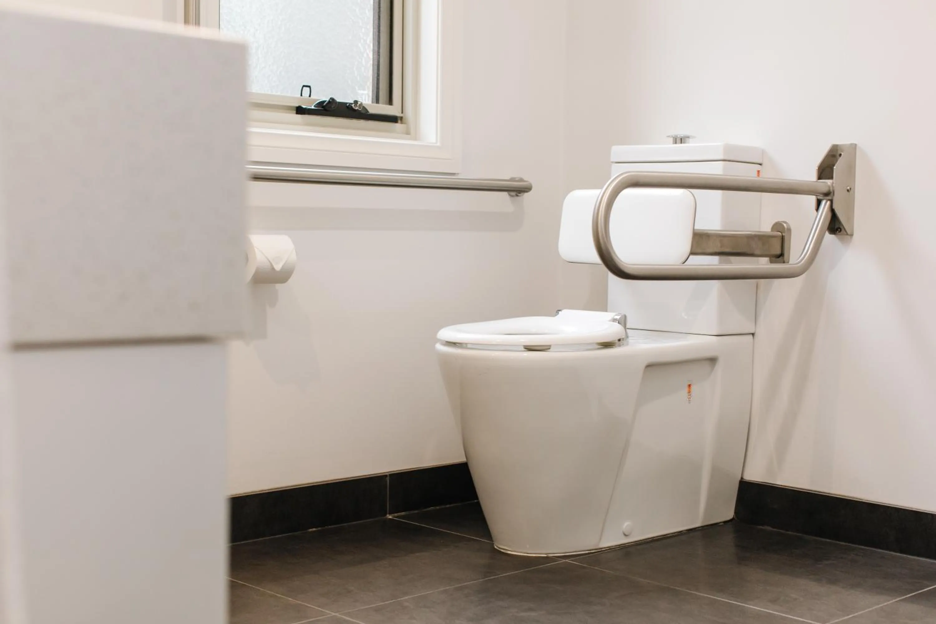 Bathroom in Mansi on Raymond