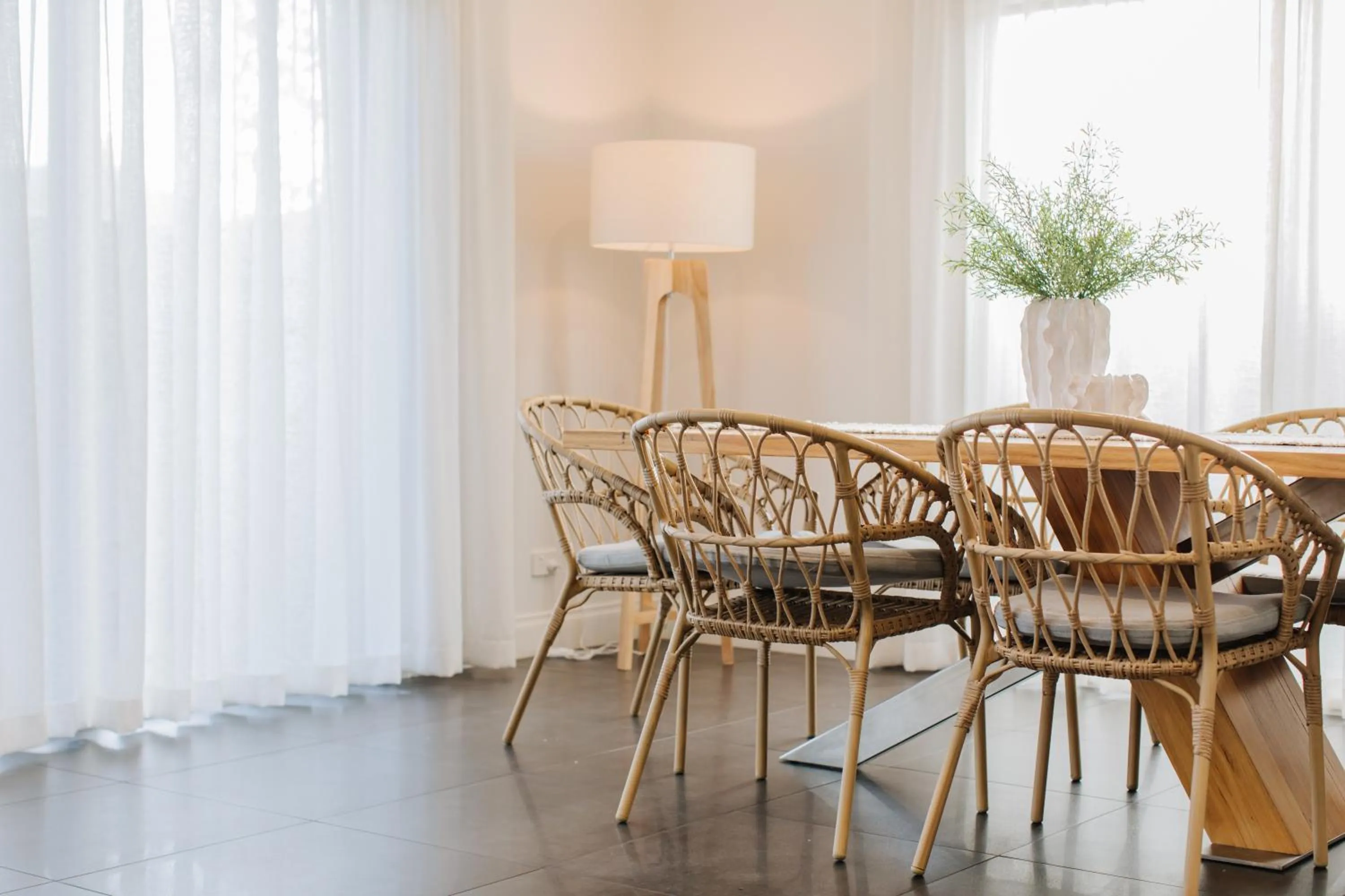 Dining area in Mansi on Raymond